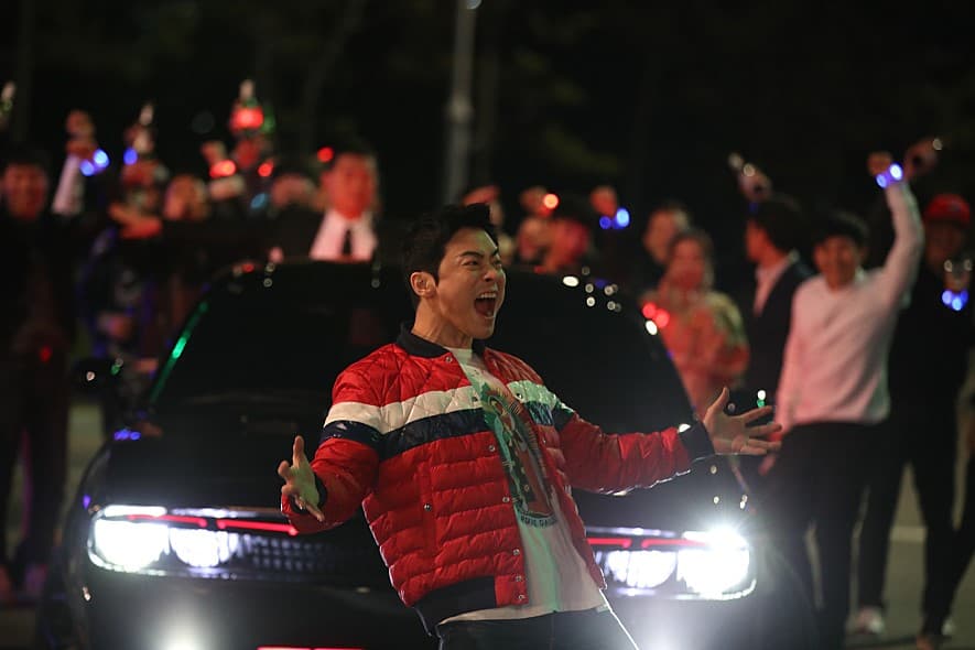曹政奭在《飆風特警隊》飾演飆速狂人,是他首次嘗試電影反派。(車庫娛樂提供)