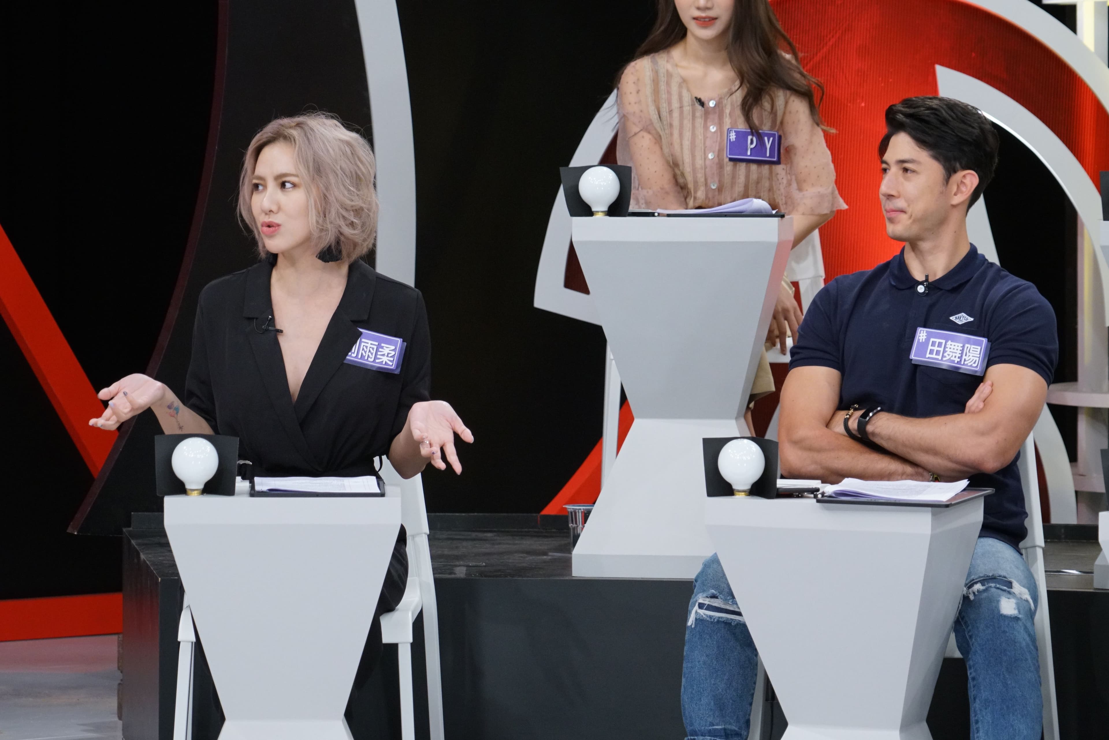 身材高挑健美的劉雨柔也曾被恐怖情人以暴力對待。（狼谷娛樂提供）