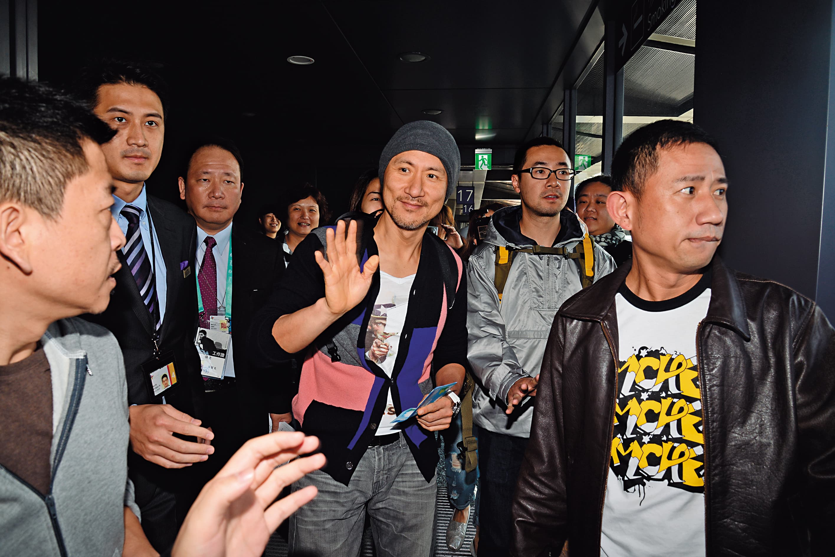 曾經歷過事業低潮、酗酒度日,張學友(右三)面對歌迷不離不棄心懷感激,造就他一直以來的親民作風。(東方IC)