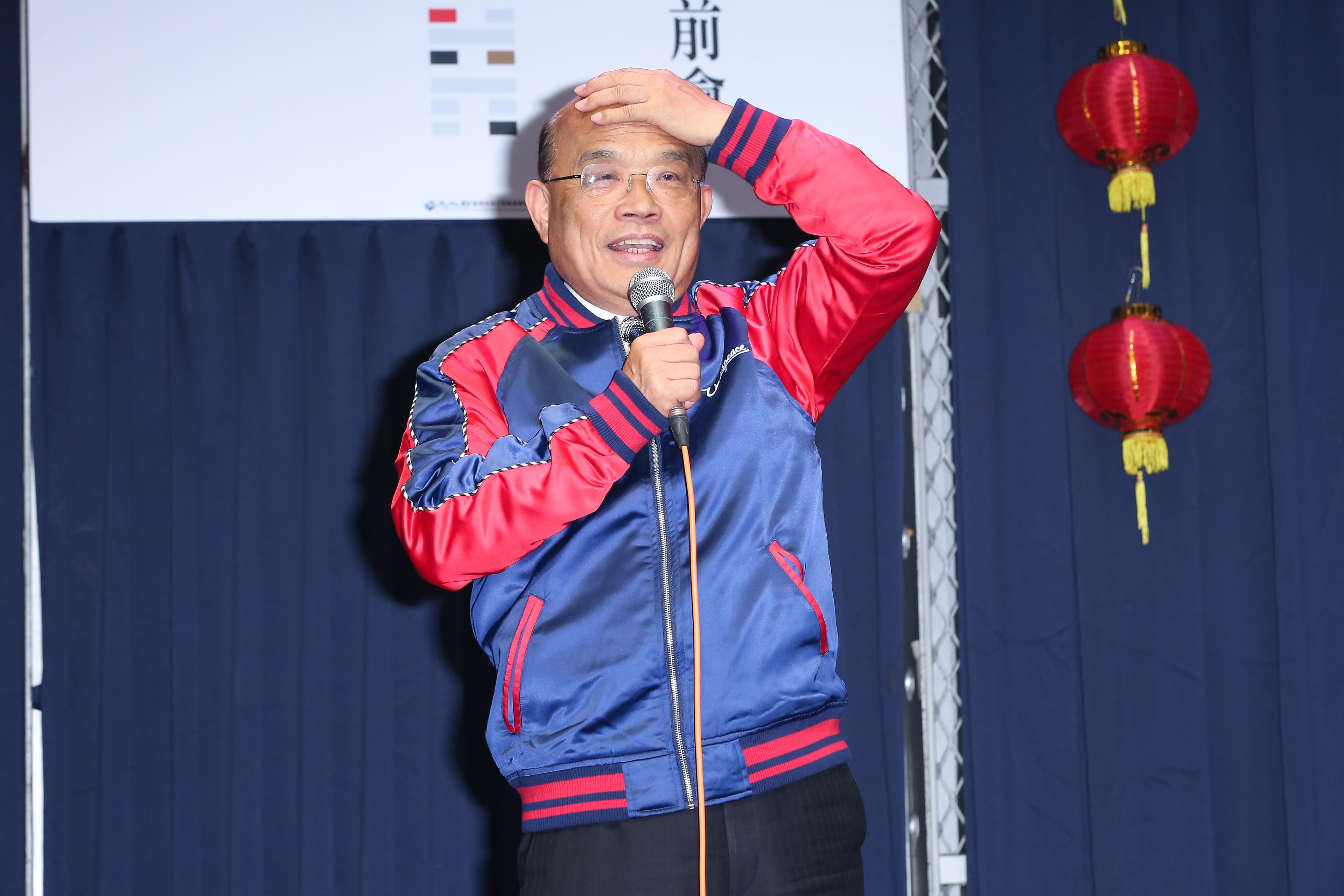 蘇貞昌現身記者會祝賀,與董事長樂團跟蕭青陽都有近20年的交情。