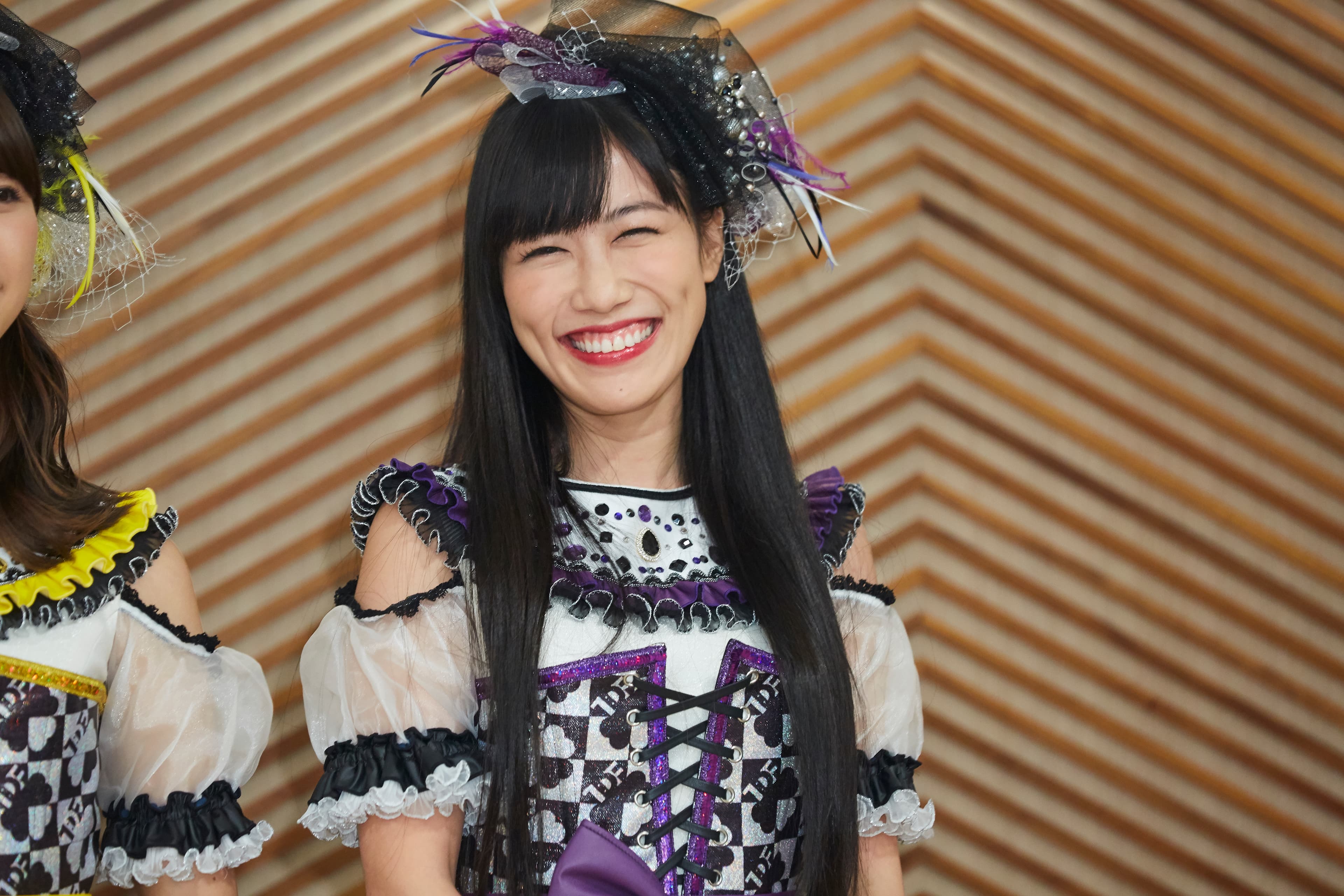 高城蕾妮私下也愛紫色,她笑說:「這輩子要跟紫色共度人生了。」