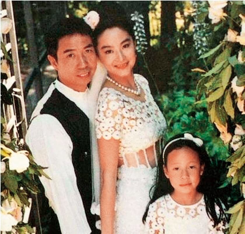 林青霞跟邢李㷧的離婚消息一傳再傳,長達了13年,依舊是道謎。