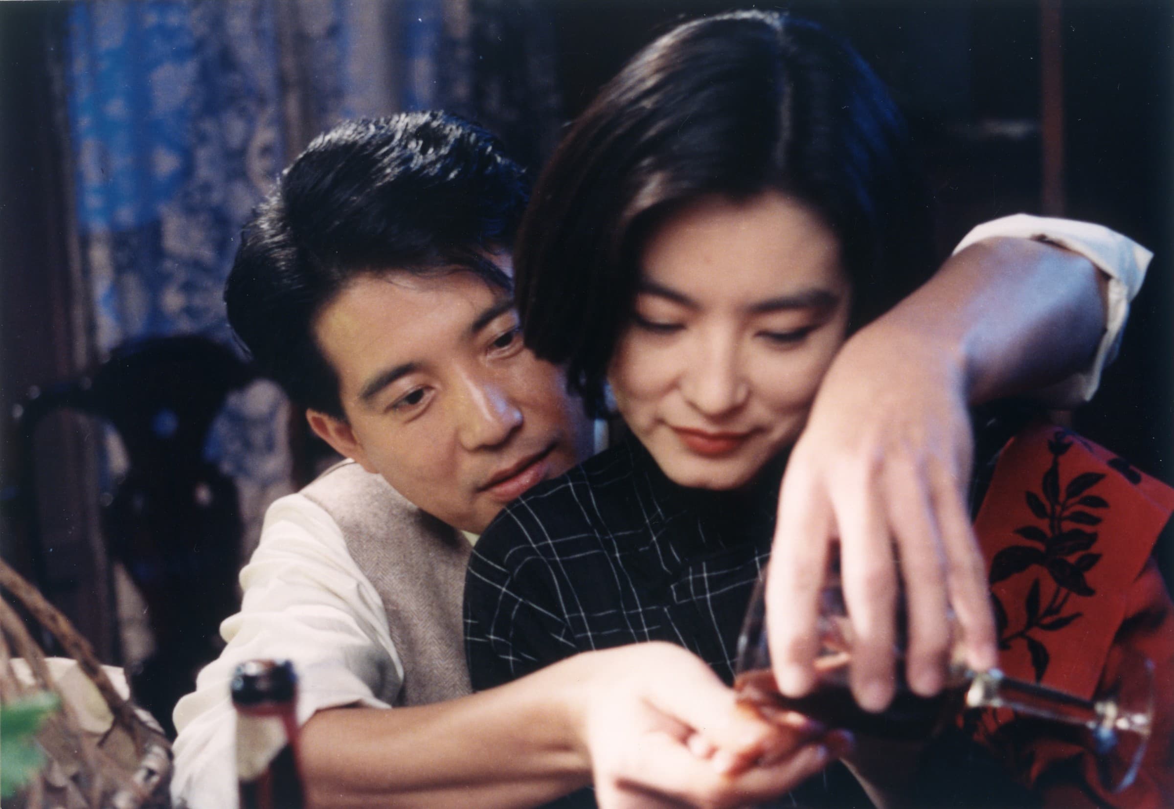 《滾滾紅塵》林青霞與秦漢以情侶檔姿態演出,林青霞更憑此獲得金馬獎影后。(甲上提供)
