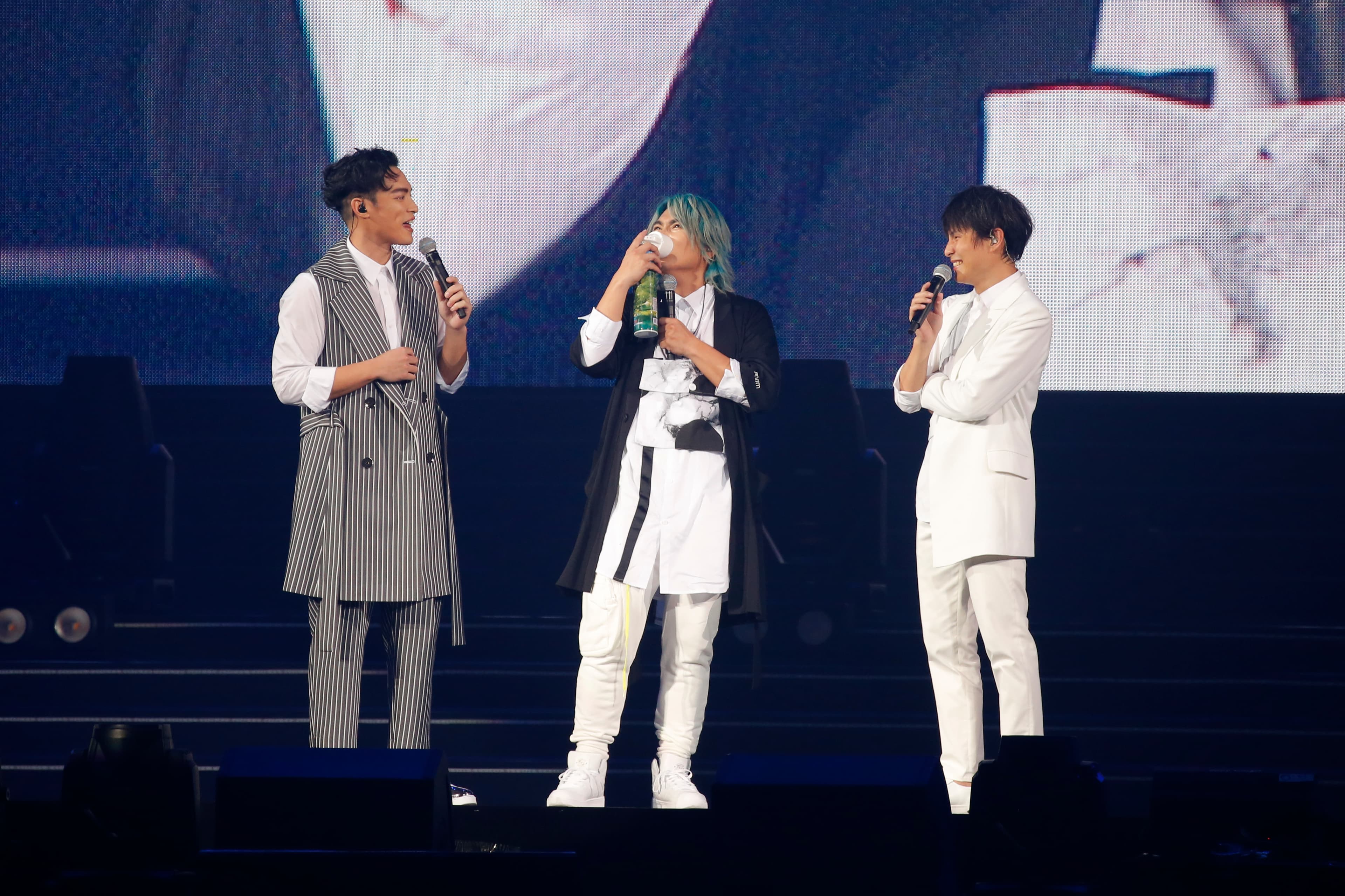 擁有豐富主持經驗的3人萬哏齊發,在演唱會上也超愛互虧,製造不少笑料。