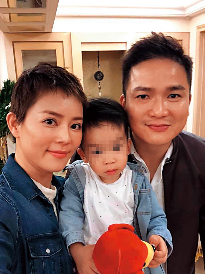 2017年劉香慈升格為人母,兒子Teddy如今快2歲,劉香慈坦承自己對兒子的生活習慣和禮貌要求甚嚴。(翻攝自劉香慈臉書)