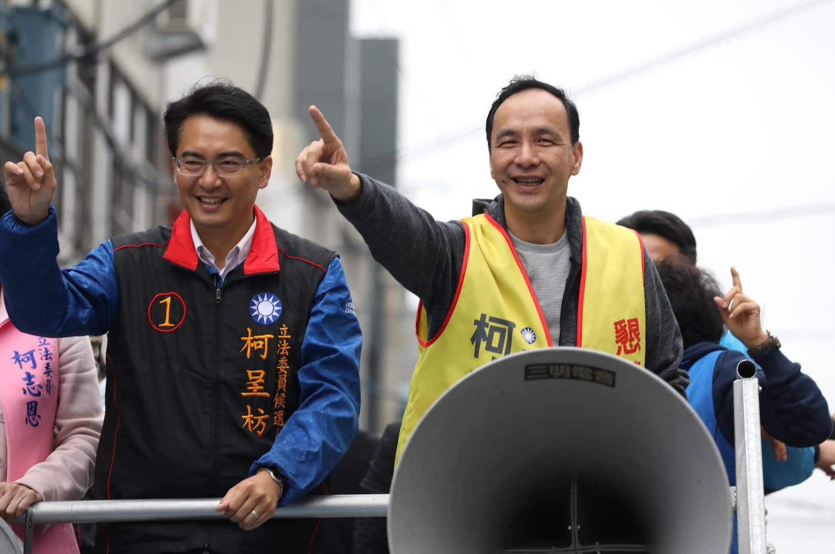 彰化縣立委補選由國民黨候選人柯呈枋當選。(翻攝柯呈枋臉書)
