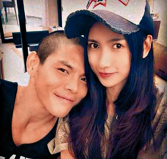 向佐(左)情史不少而且爭議不小,他曾與大陸女星王秋紫(右)交往,傳對方把向佐當提款機,還爆料向佐欠債。(翻攝自向佐微博)
