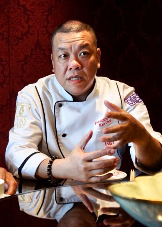 頤宮中餐廳行政主廚陳偉強接受本刊專訪,暢談星級中餐大廚的養成和中菜西吃如何高端的秘密細節。