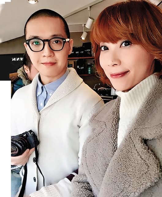 黃博健(左)曾在加拿大求學,已獲永久居留權,由於台、加2國無邦交,短期內恐難將他遣返回國受審。(翻攝臉書)