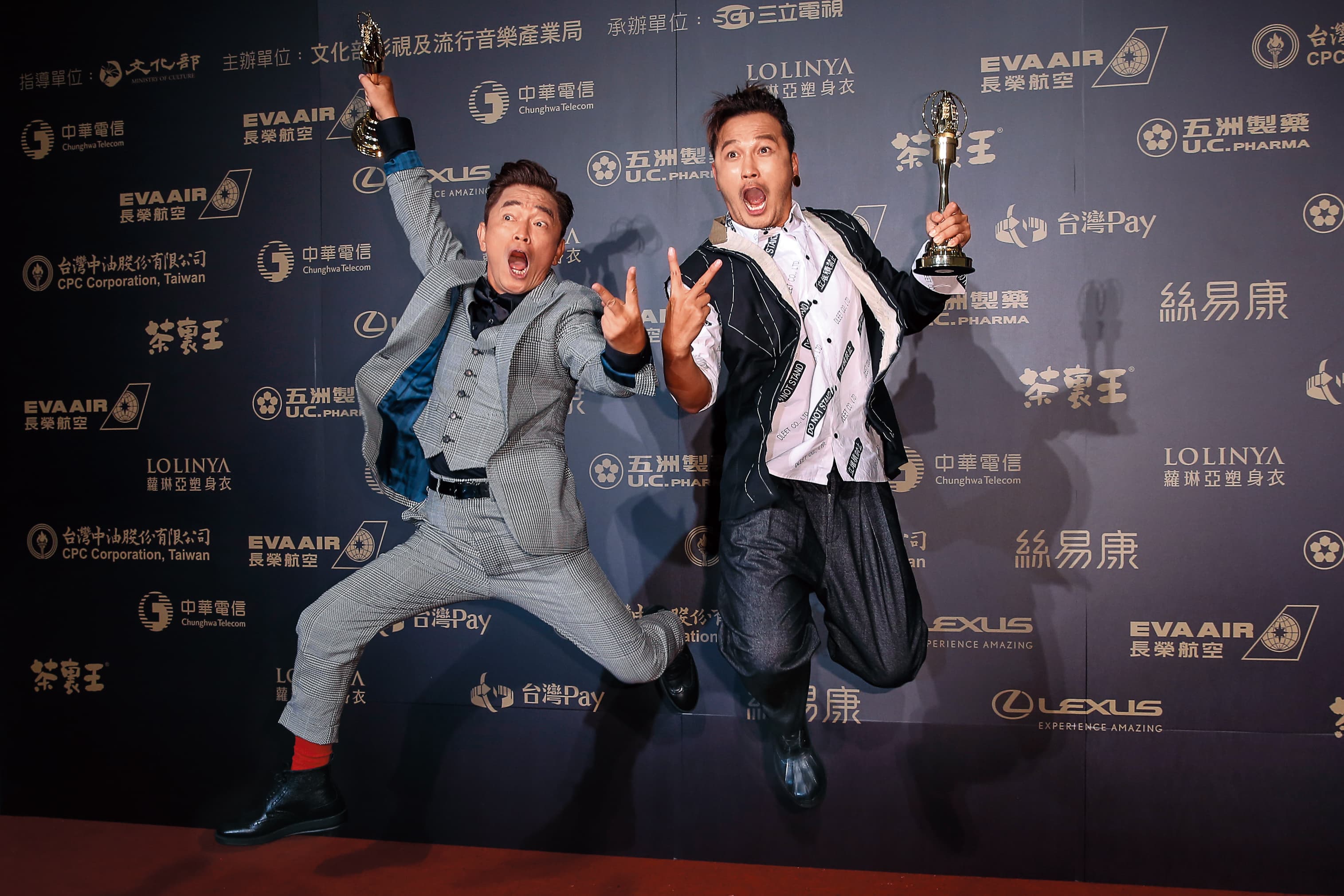 吳宗憲（左）與KID連續2年獲得金鐘獎，主持功力受到肯定。