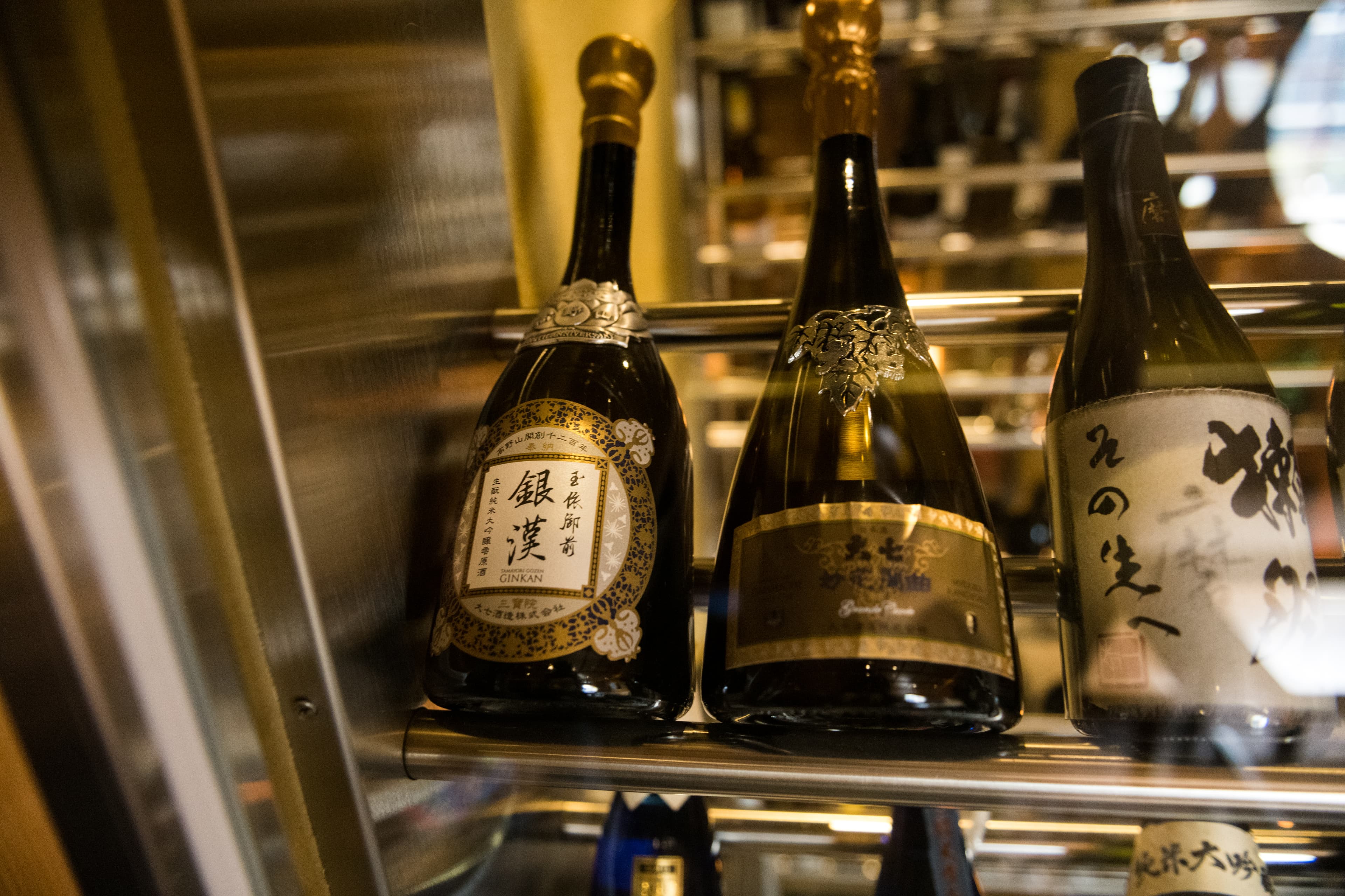 大七酒造的「玉依御前・銀漢 高野山開創千二百年記念酒 」是目前祥雲龍吟日本酒櫃裡最貴的酒王。(40,000元/瓶)