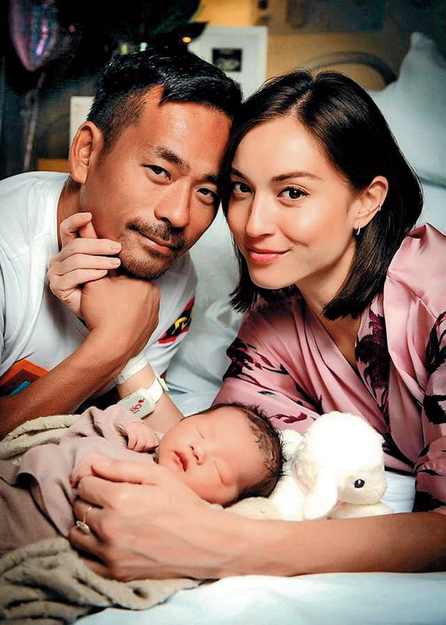 有傳黃心穎也想勾搭百億大亨洗米華,不過洗米華本身很忙,所以對她相應不理。(翻攝自新浪)