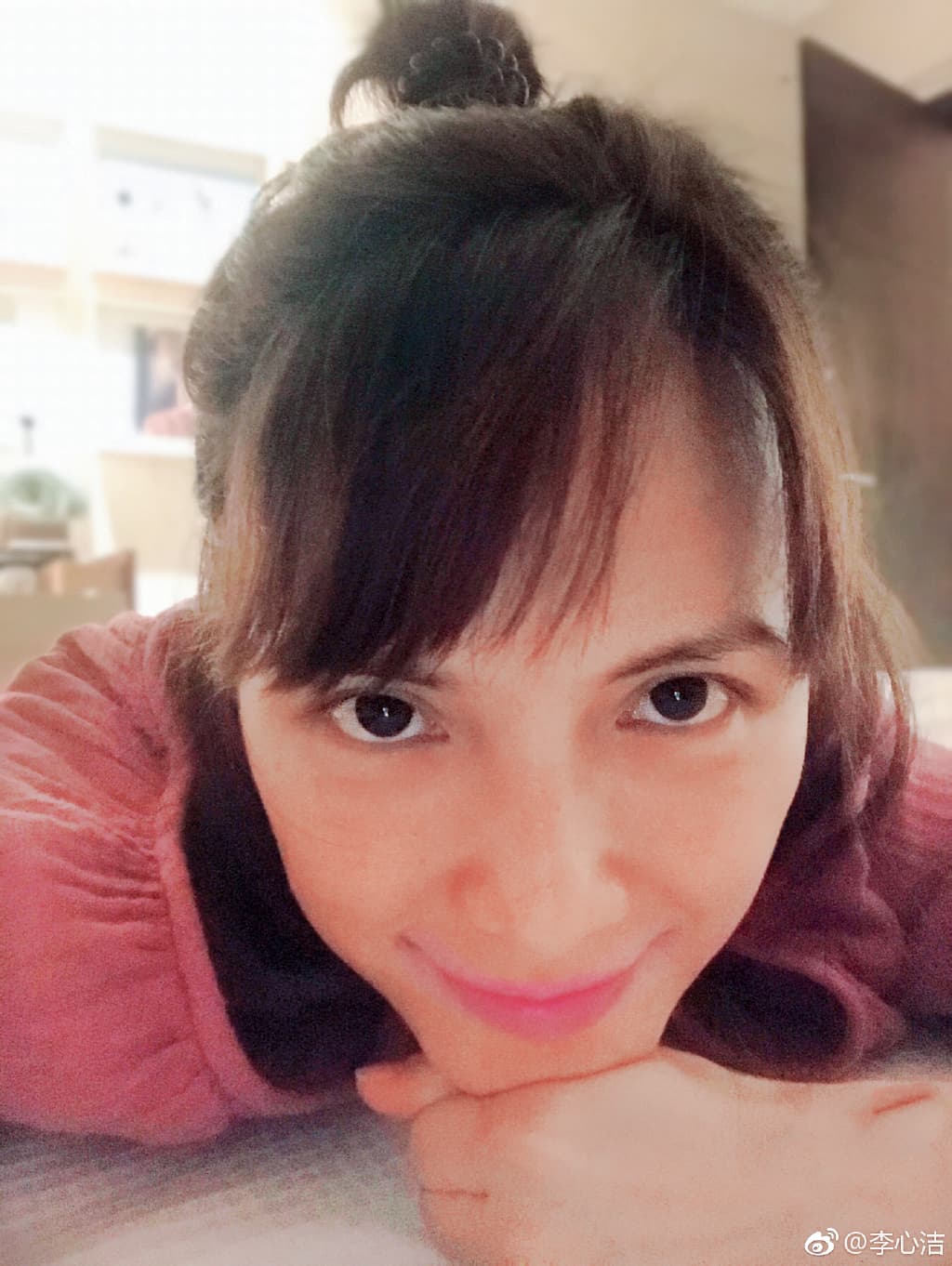 李心潔原諒老公彭順出軌後,生了一對雙胞胎。(翻攝自李心潔微博)