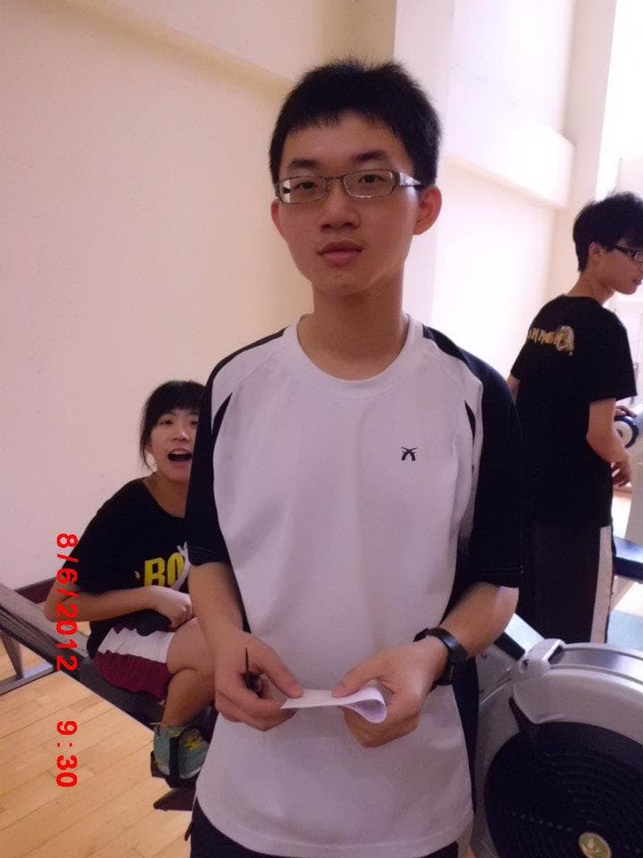 高中時的體育課,正在耍廢的視網膜。(視網膜 提供)