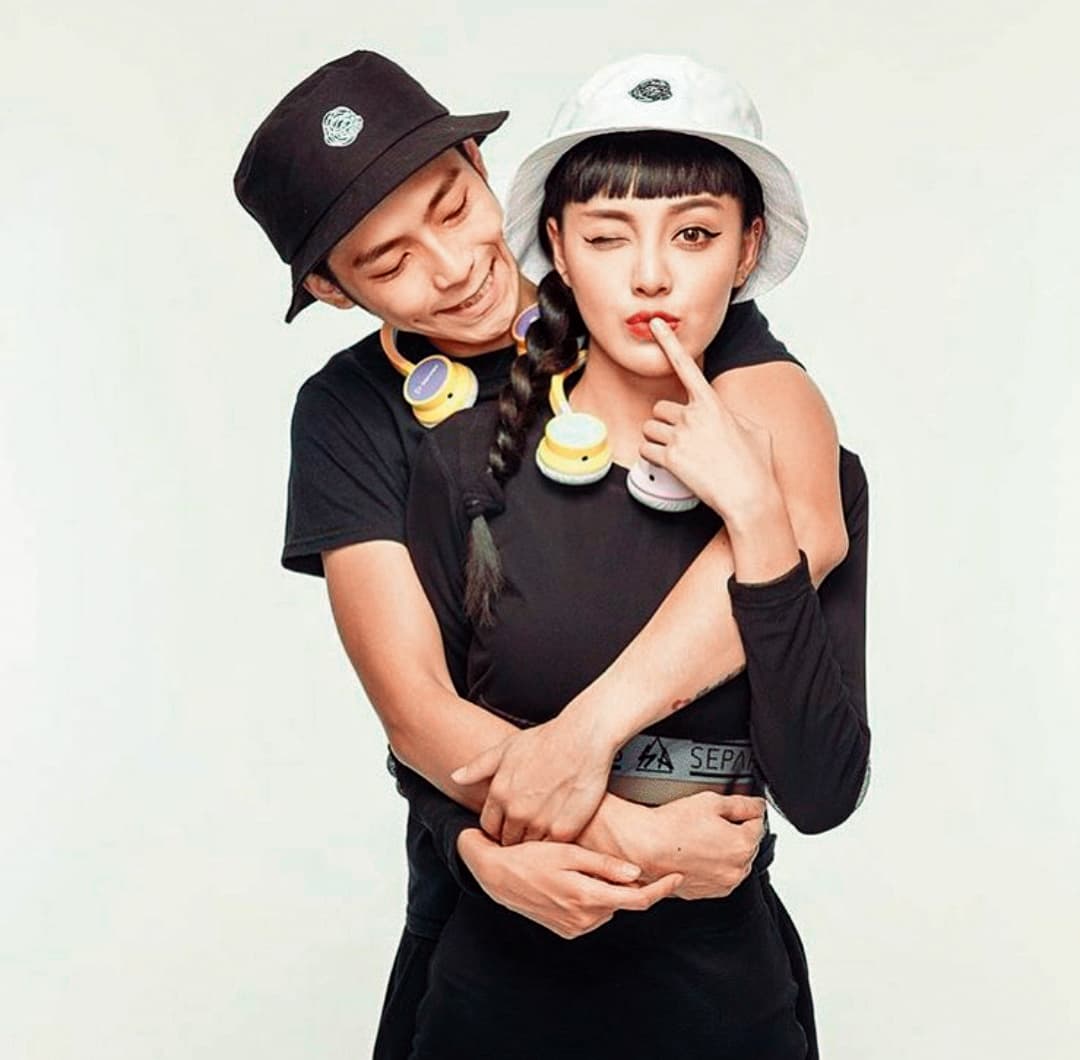 陳希騰曾和女模李函熱戀,兩人經常一同為潮流雜誌拍攝和出席時尚活動。(翻攝自陳希騰IG)