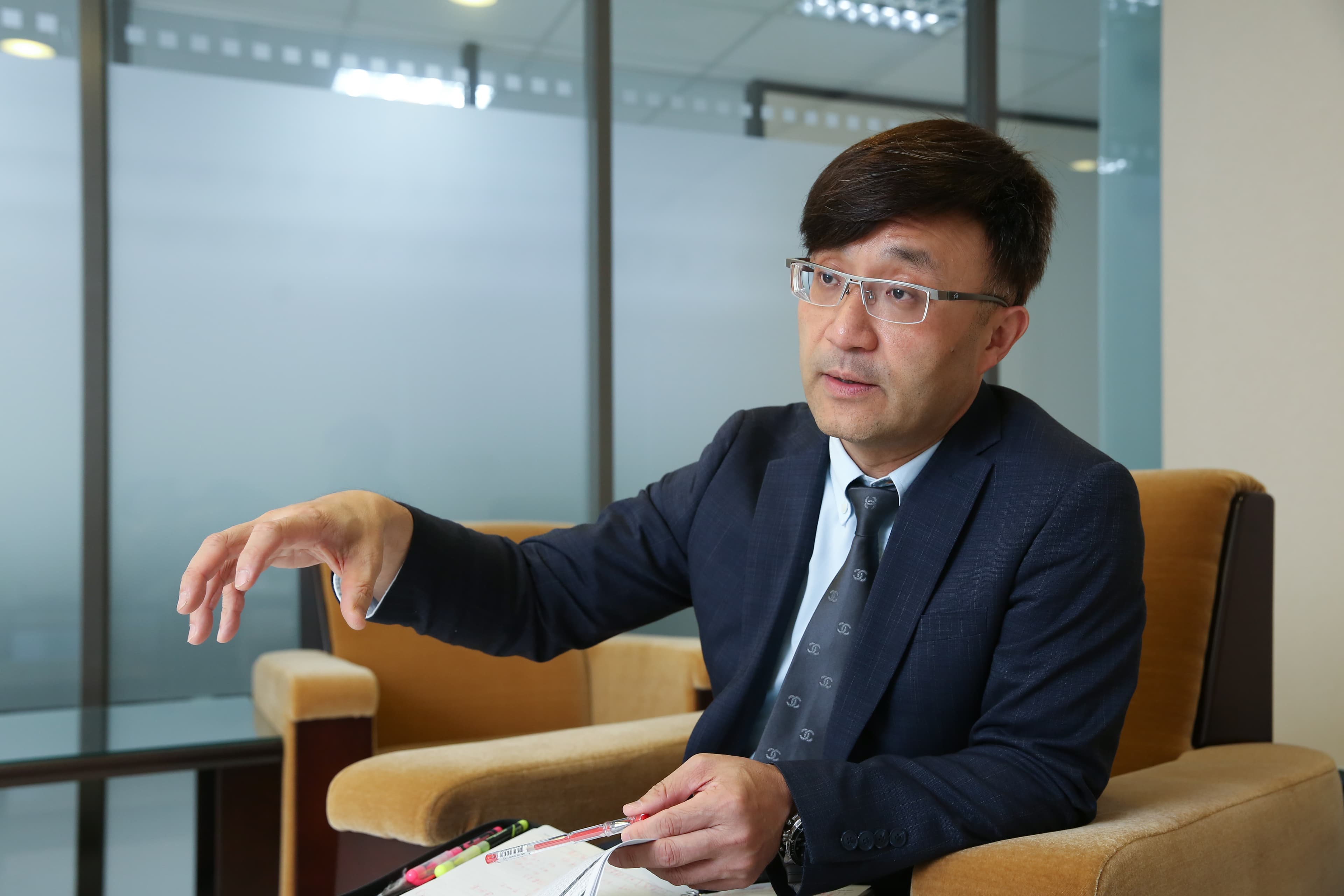 第一金投顧董事長陳奕光表示,國內金融業歷經金融海嘯後,整體獲利屢創新高,獲利相對穩健。