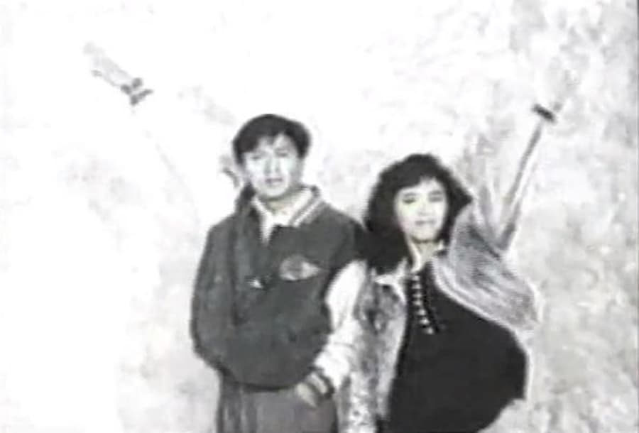 馬毓芬與劉德華MV互動頗有趣,畫面成為經典。(翻攝自YouTube)