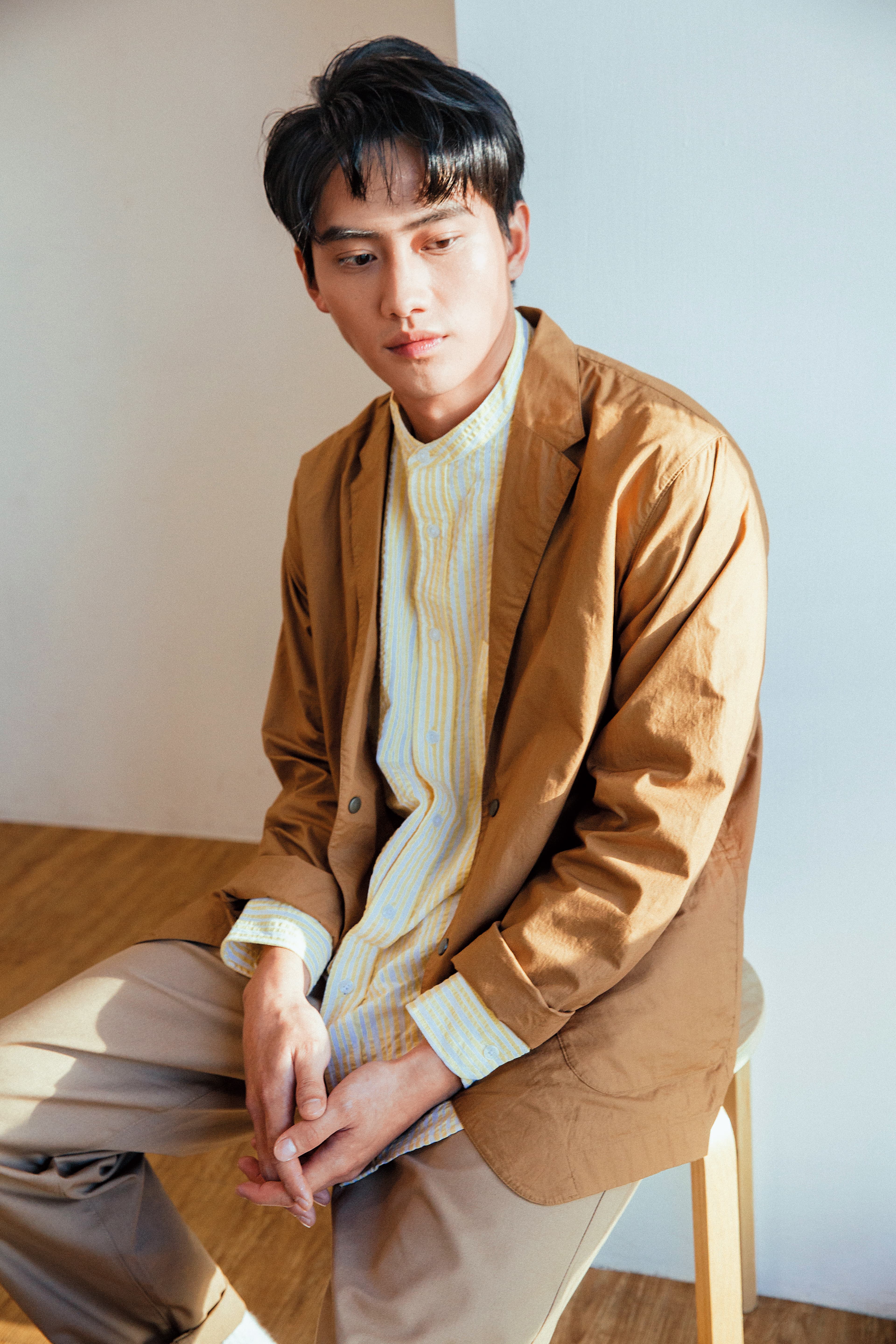 范少勳相信「吃苦當吃補」,退伍後開過UBER也當過藝人助理,從人生百態中慢慢吸收演技養分。