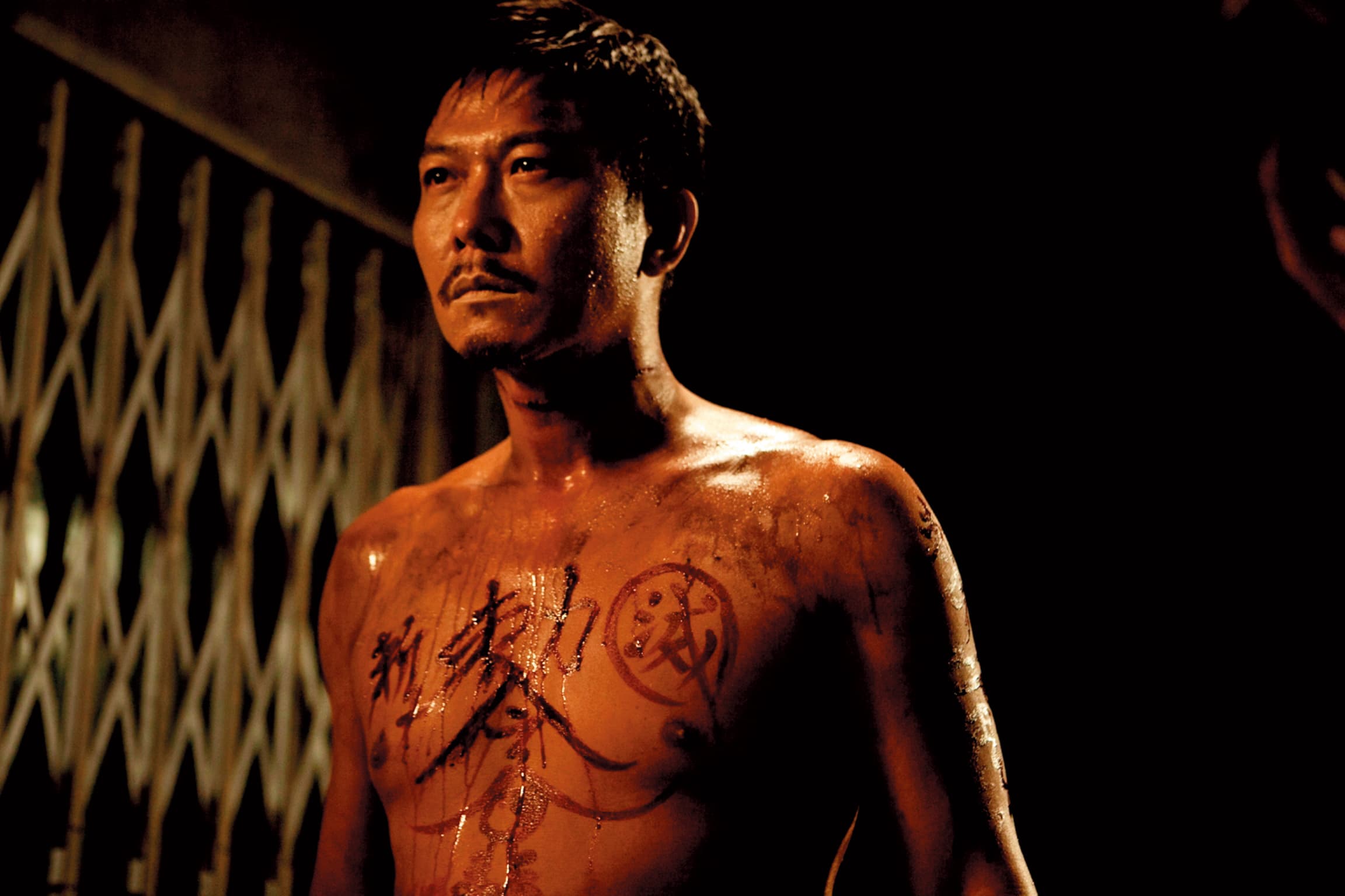 2013年的電影《殭屍》,錢小豪扮演昔日風光、如今落寞的殭屍片明星,是對殭屍片的另類致敬。