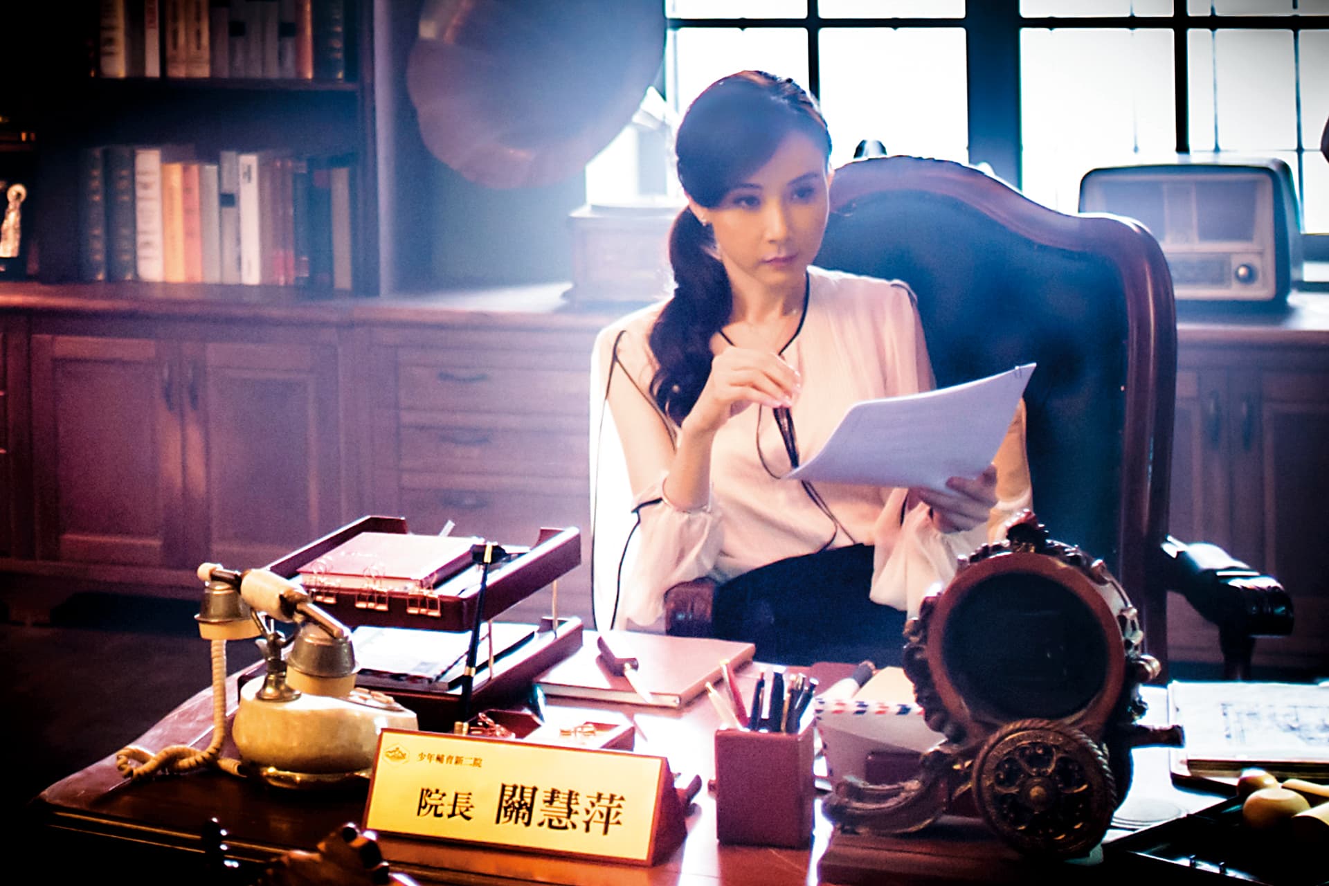 孫啟明相中蕭薔飾演典獄長,為電影增添戲劇效果。(結果娛樂提供)