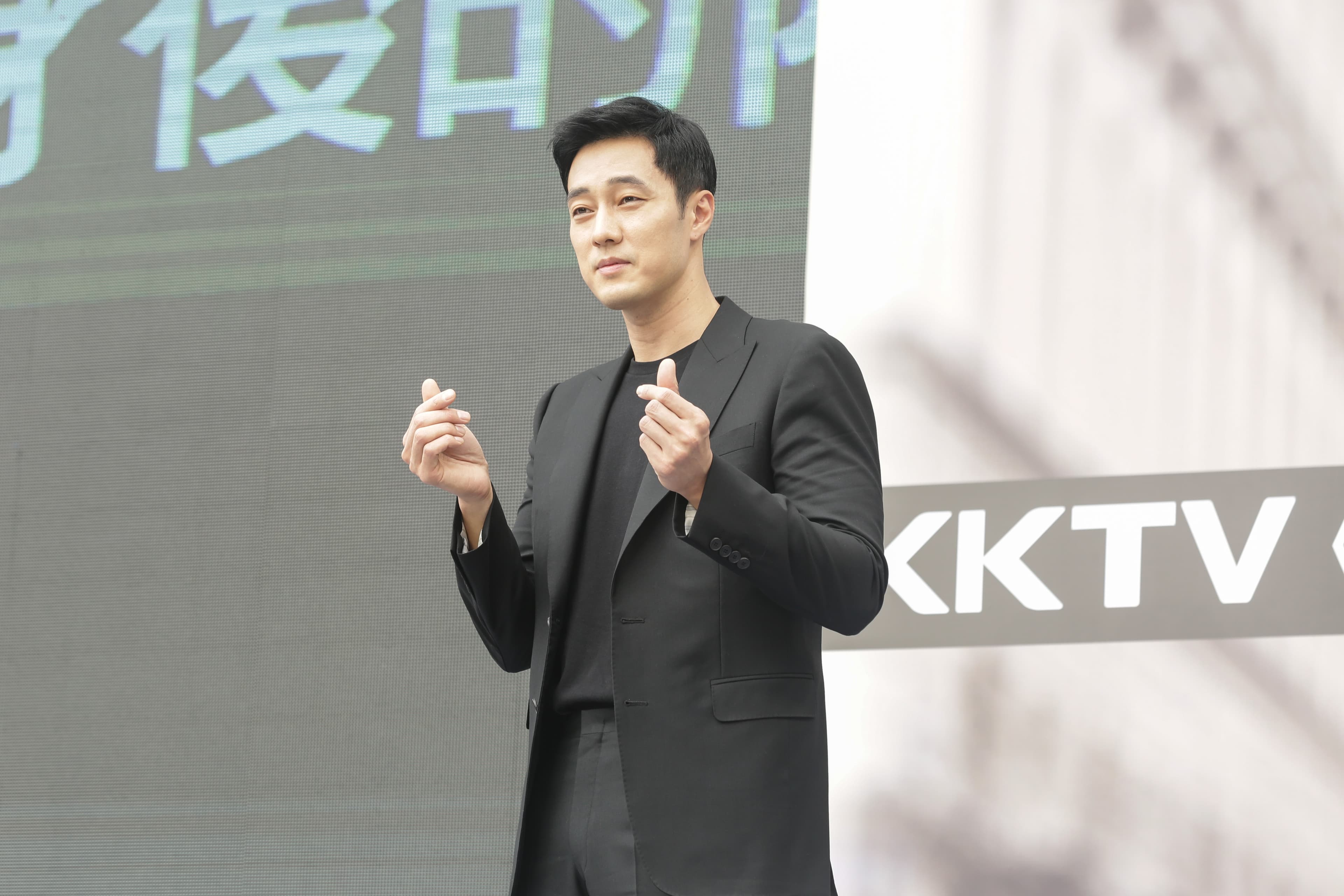 蘇志燮首度主動認愛，去年底吐露想婚心聲的他，或許好事不遠啦。