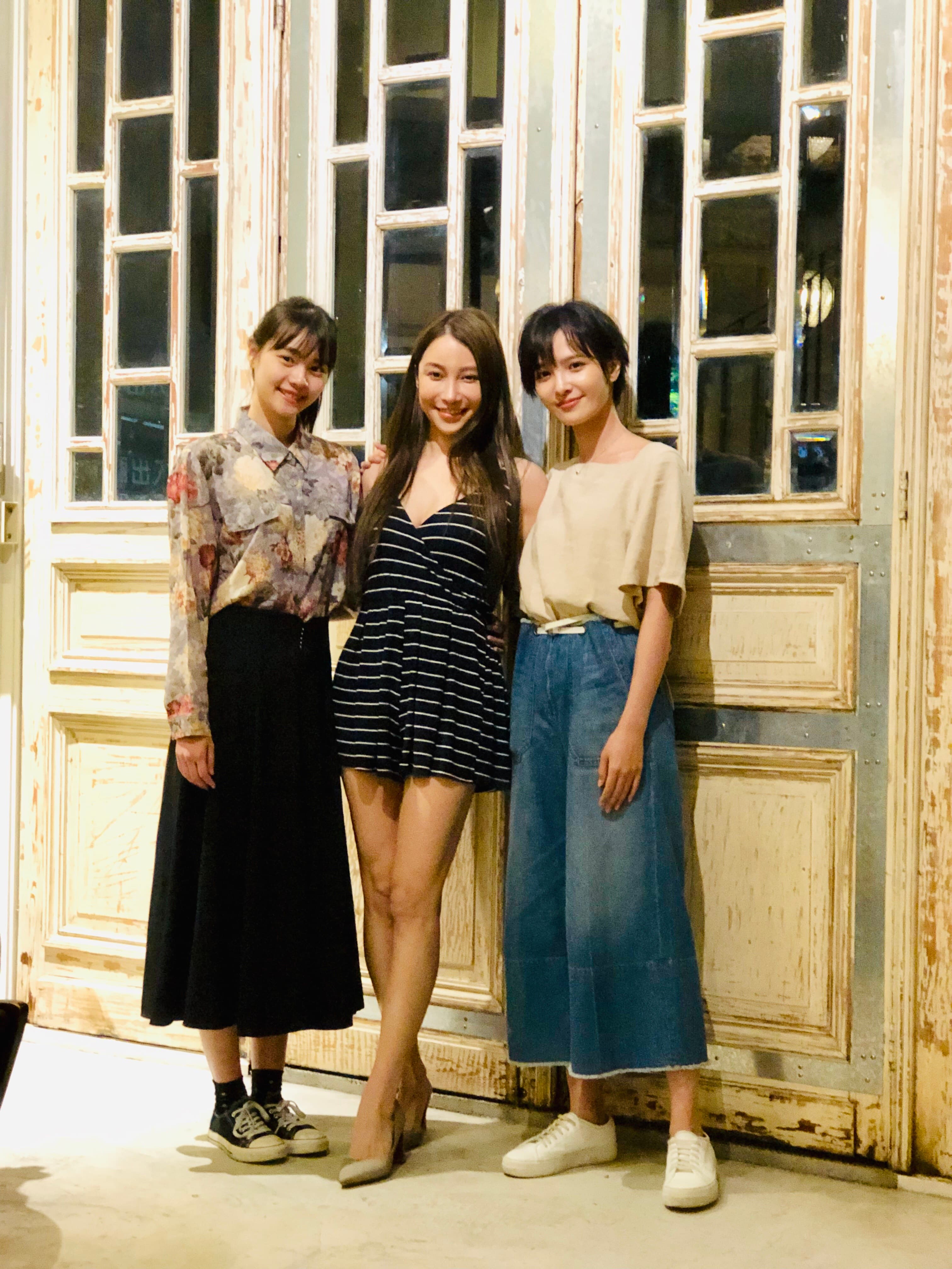 王真琳(左起)、張東晴、吳子霏分別飾演黃河的不同女性朋友,令他大享豔福。(齊石提供)