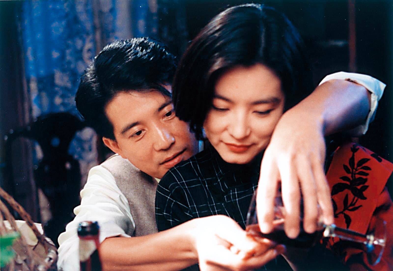 30年前秦漢與林青霞從戲裡愛到戲外,1990年並以情侶姿態合演《滾滾紅塵》,可惜該片重映,兩人未能再同框。