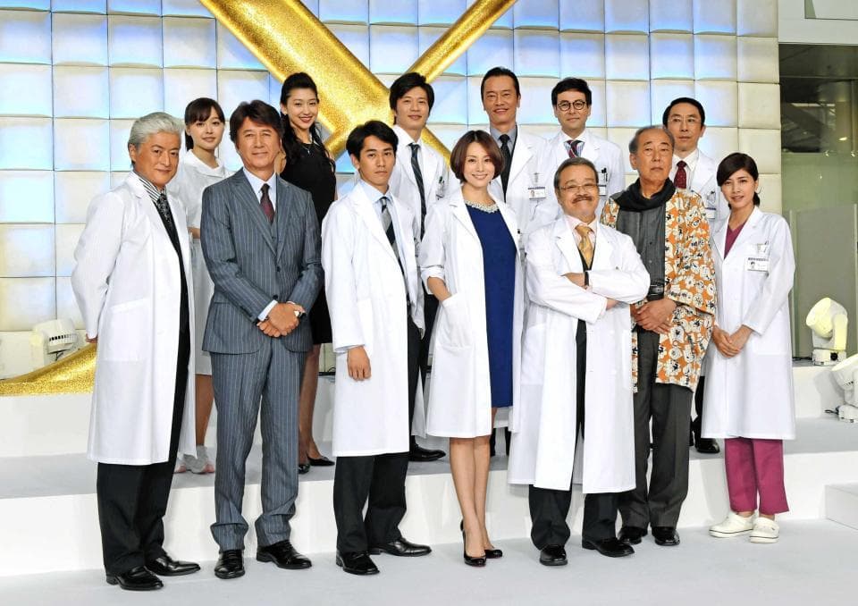 《派遣女醫X》第6季依然是熟面孔登場,米倉涼子說大家私下也有保持聯絡。(網路圖片)