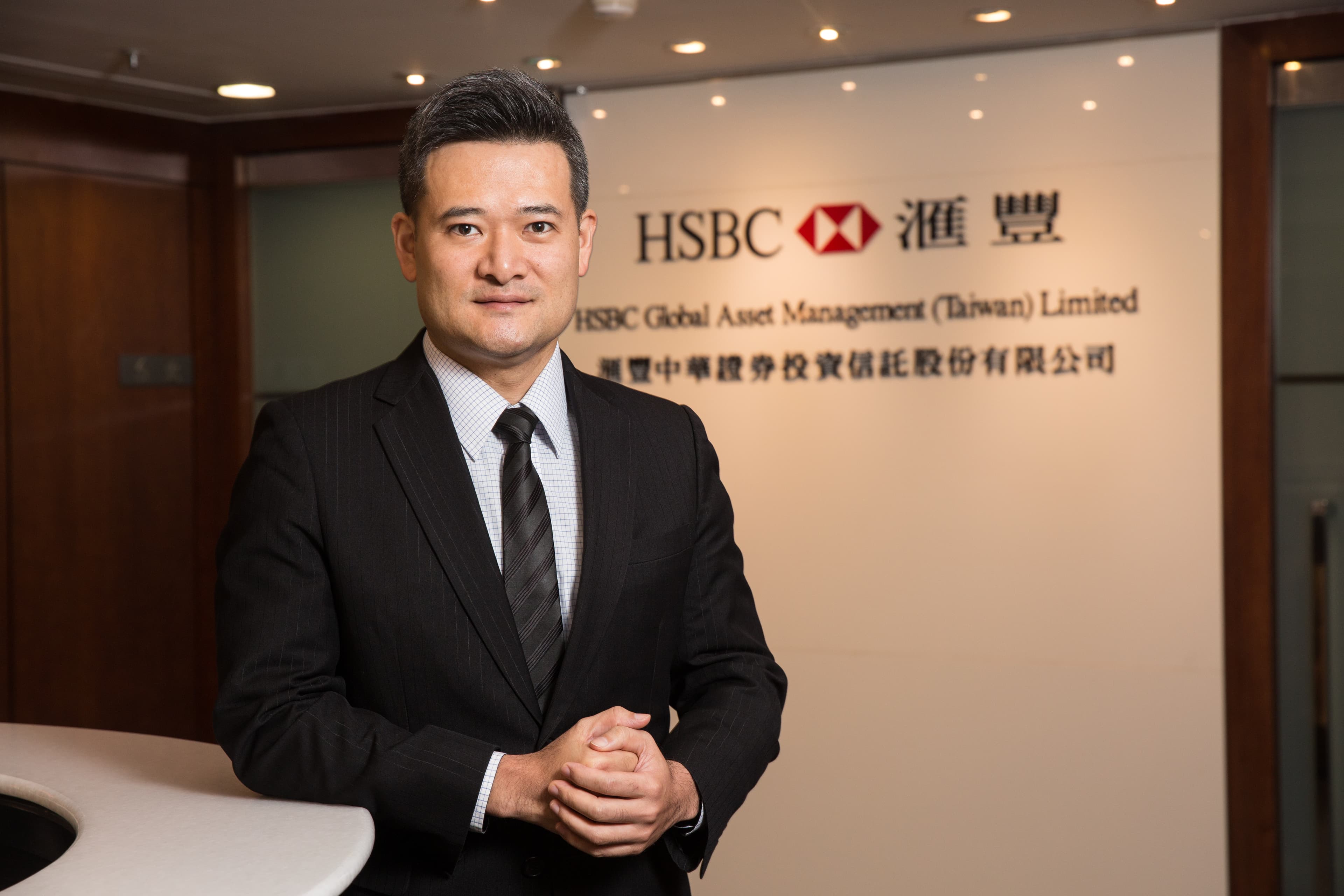 基金經理人林重光，堪稱是美中貿易戰火下，最能為投資人賺錢的操盤手。