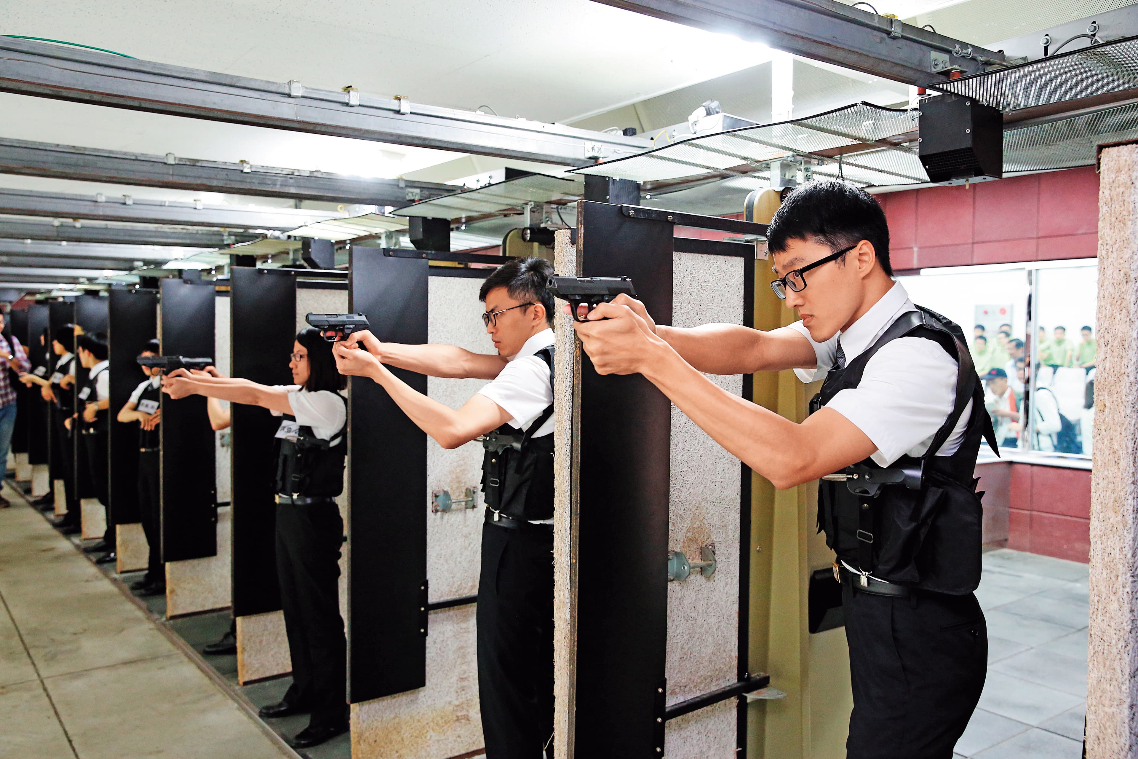 調查局負責維護國家安全,對於銓敘部公務員個資遭外洩,第一時間已分案了解案情。