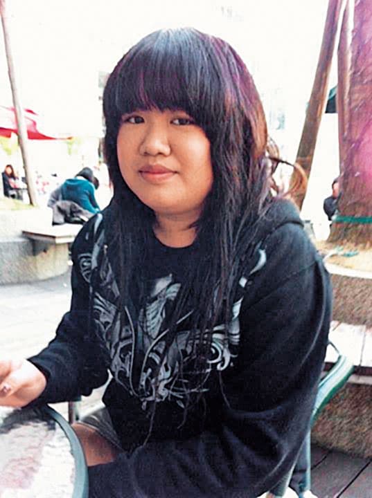 照片中的娃娃20歲,她曾是努力迎合眾人的胖妹,5年前偶然開始一夜情,逐漸接納自己的身體和情欲。(娃娃提供)