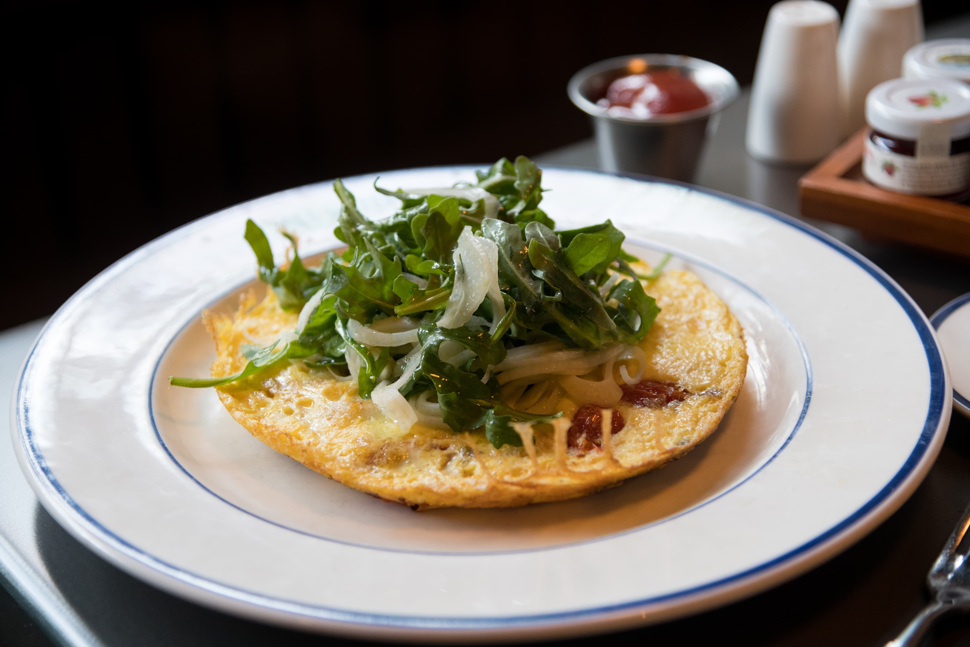 有點費工的義式煎蛋餅「Dungeness Crab Frittata」,吃得到西雅圖產的珍寶蟹。(19美元/份,約NT$590)