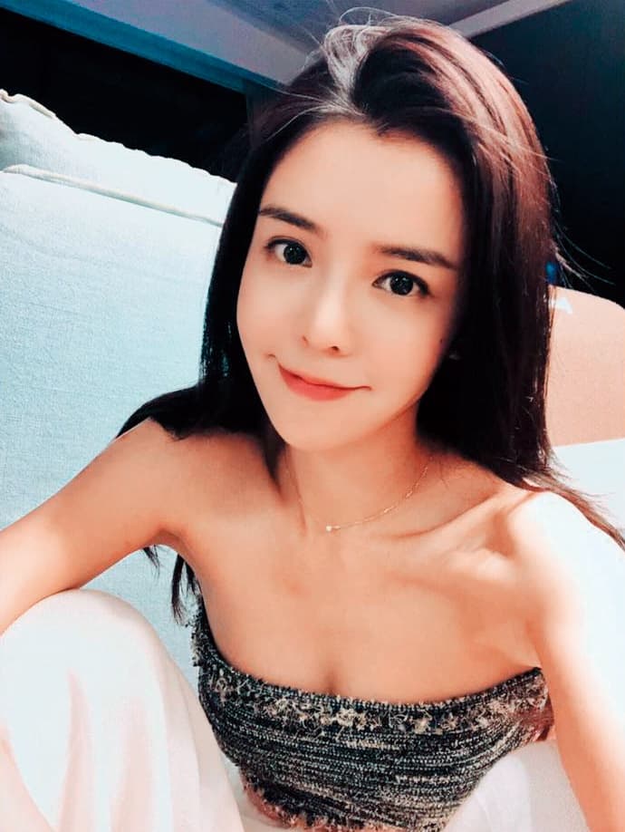 李毓芬當年跟柯震東約會,也是有次很不爽被鏡頭記錄。(翻攝李毓芬官方後援會臉書)
