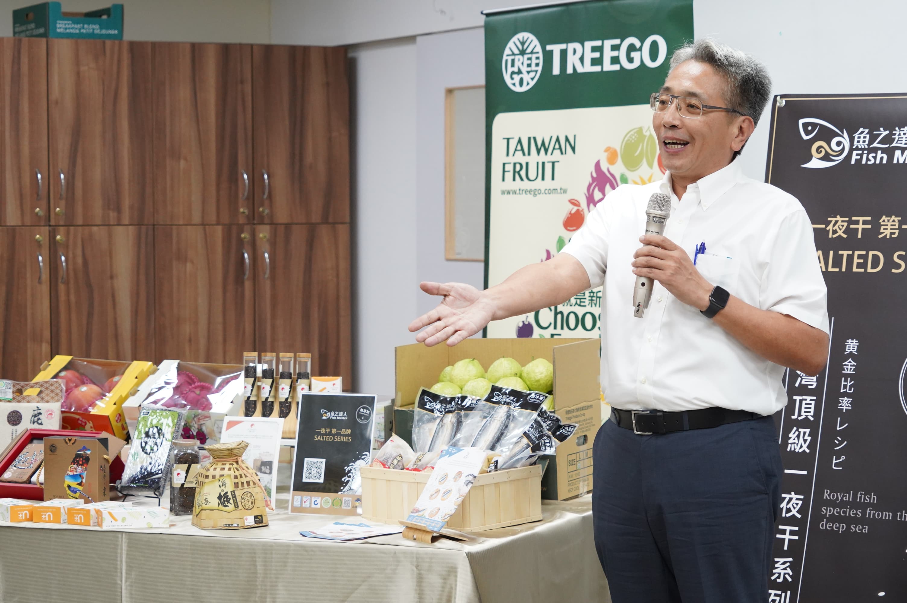 蔬果輸出公會 周啟中理事大讚農委會政策明確，成功穩定臺灣農產品市場，並開拓更多外銷管道。