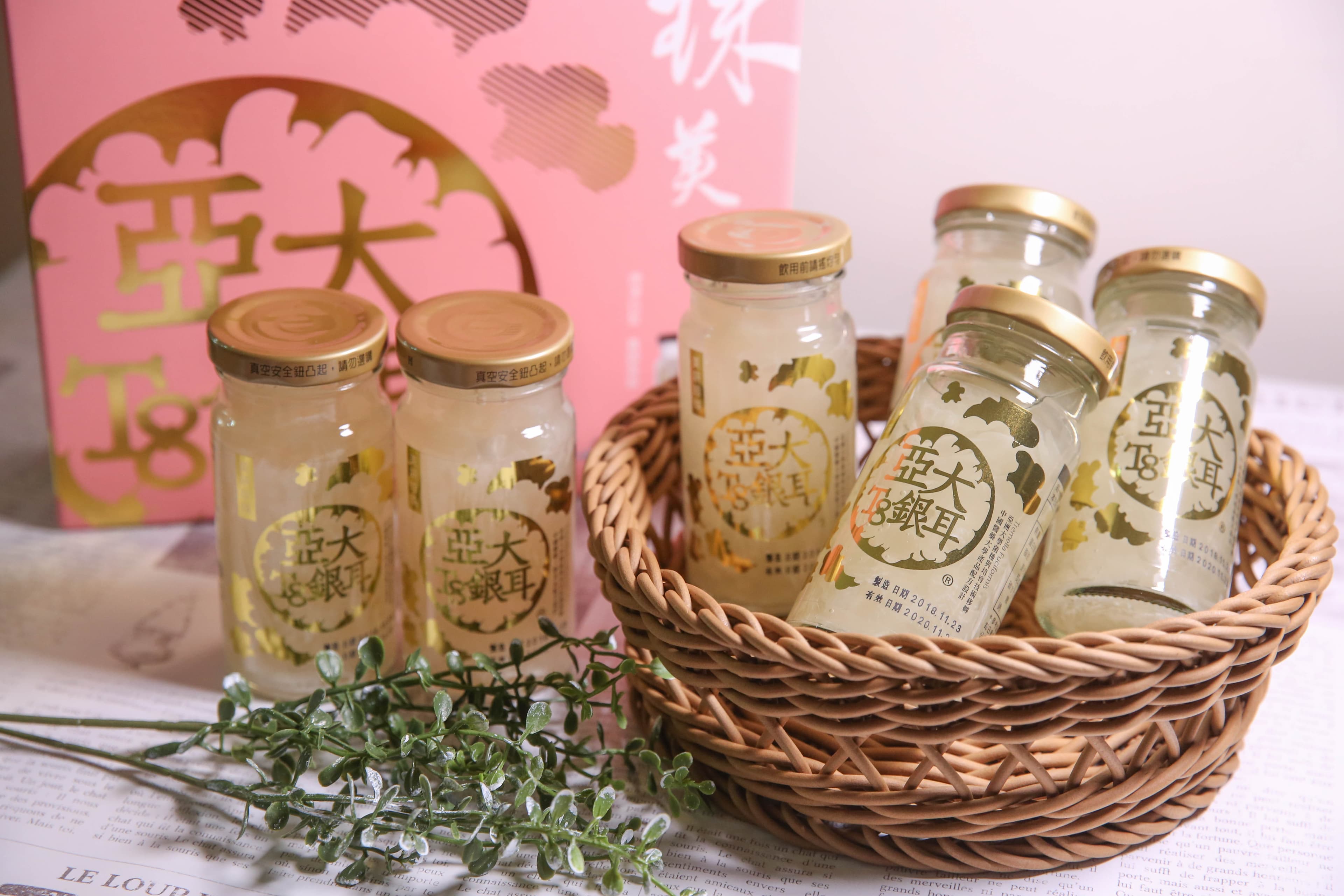 2013年林嘉琪為技轉亞大教授研發的「銀耳環控栽培技術」,還創立偉裕生技股份有限公司,推出銀耳飲品。