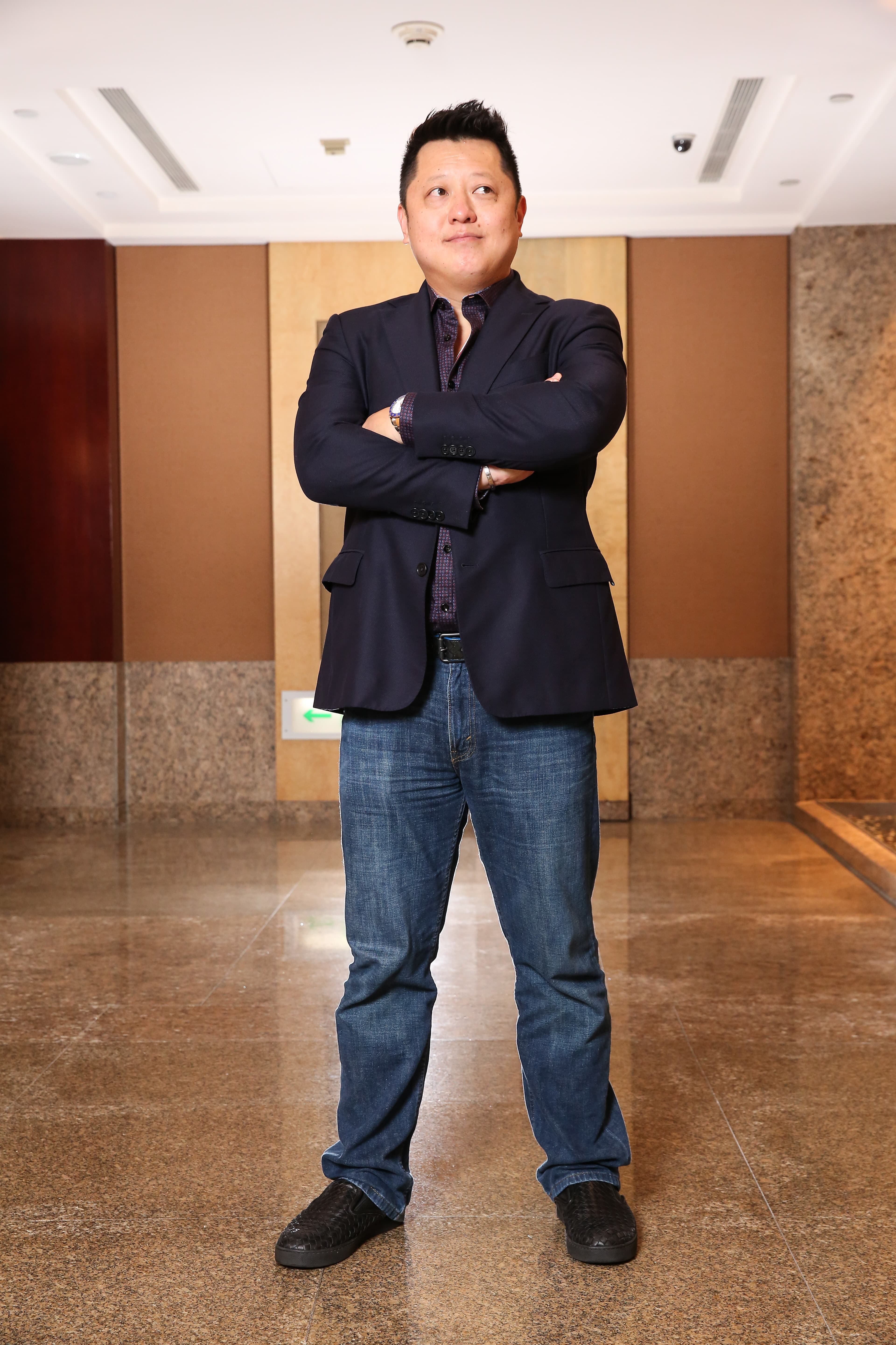 創辦李鼎傳媒的製片李威達,與IM Global一起開發《人生消極掰》,並跟強尼戴普預約未來再次合作。