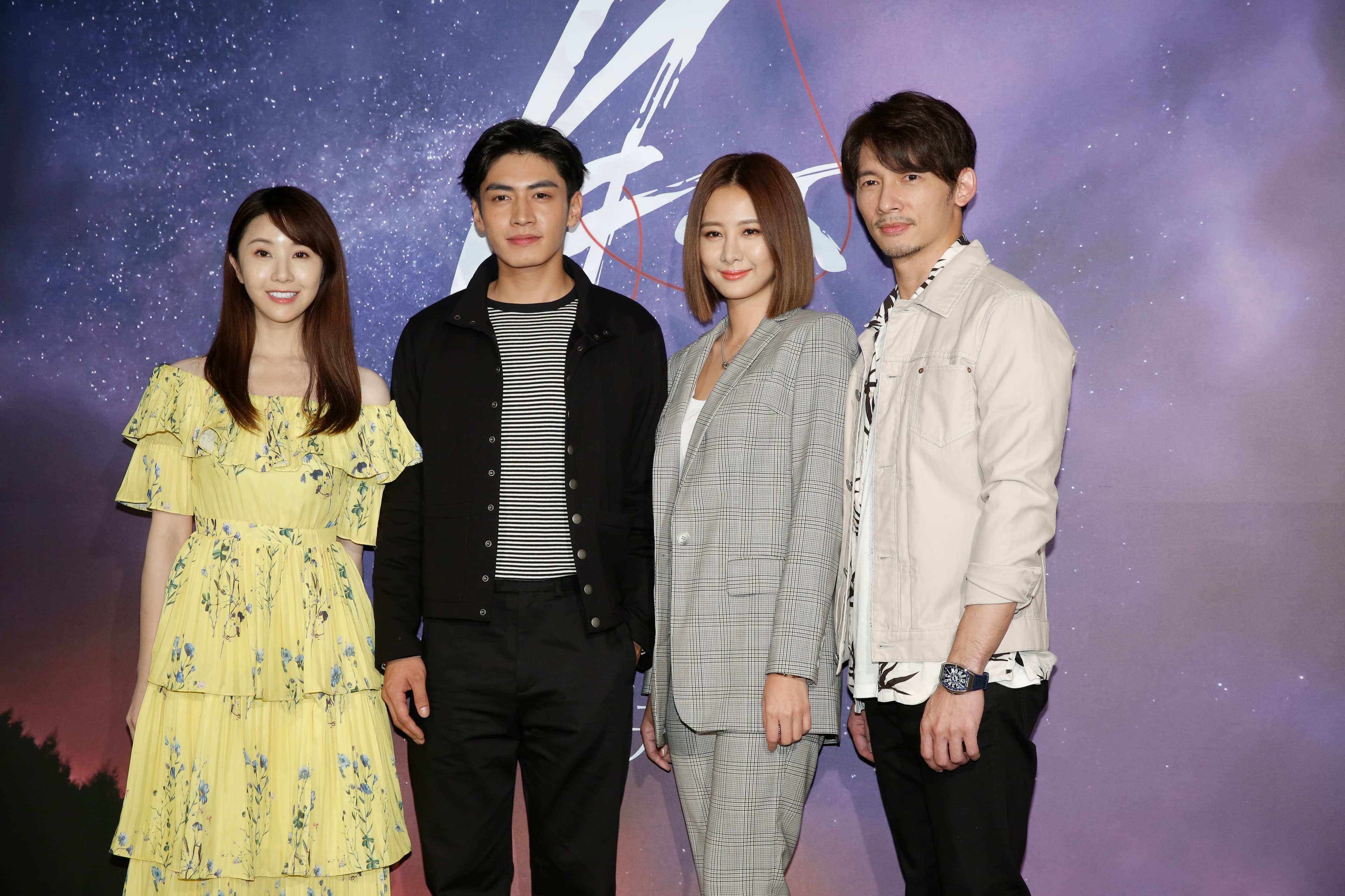 《月下—為愛墜落的祂》上演台版鬼怪,有奇幻和浪漫的劇情,左起:程茉、宋柏緯、安心亞、溫昇豪。