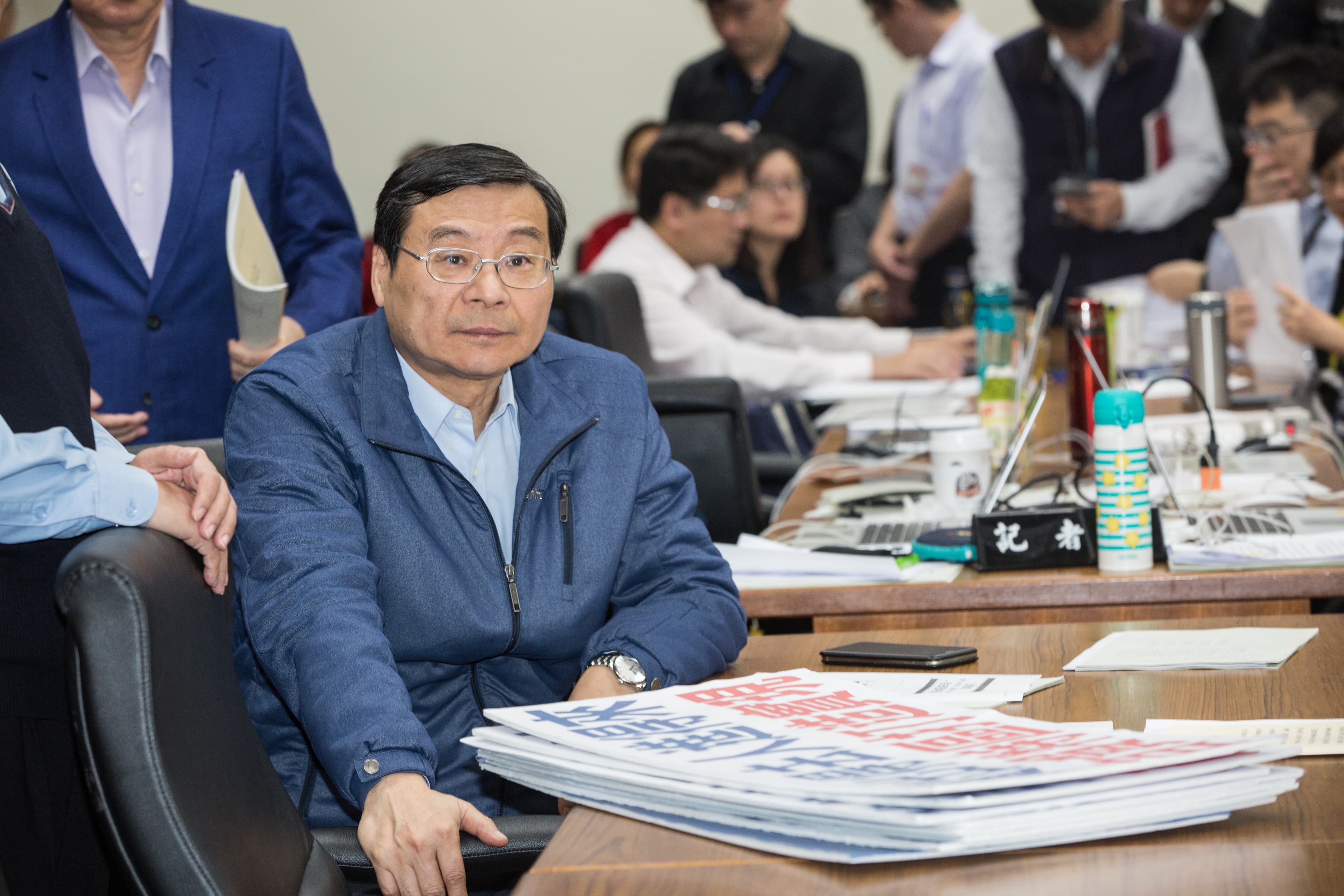 曾銘宗表示私菸案，不是國安局走私，幕後黑手是總統府才對。