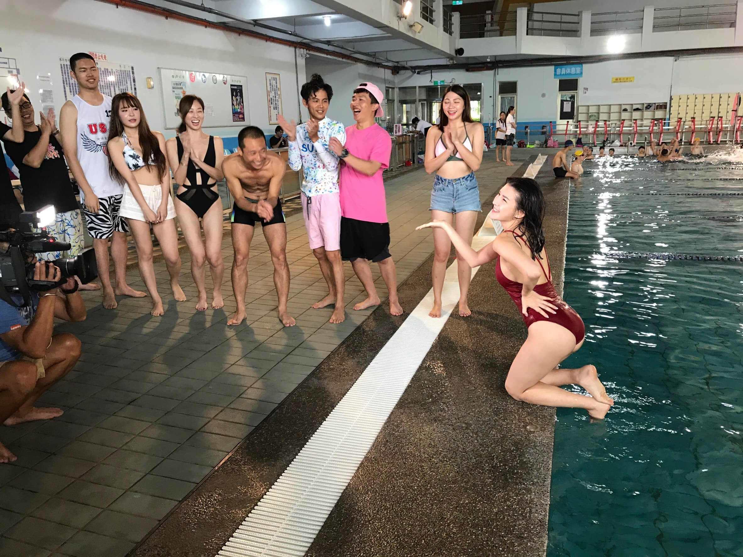 浩子臨時加碼舉辦「出水芙蓉美姿美儀比賽」。(民視提供)
