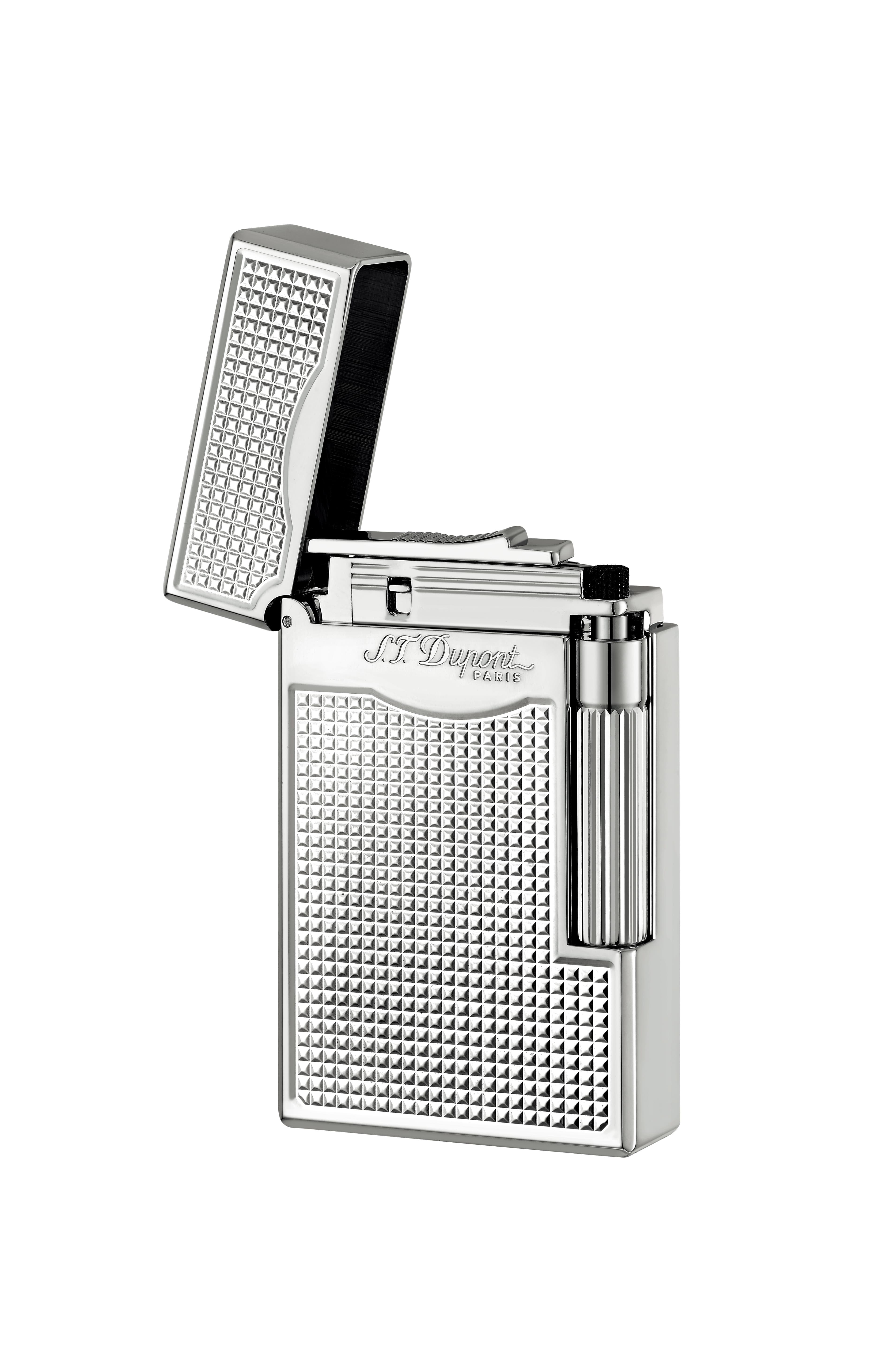 S.T. DUPONT Ligne 2雪茄打火機 NT$36,800。(S.T. DUPONT提供)