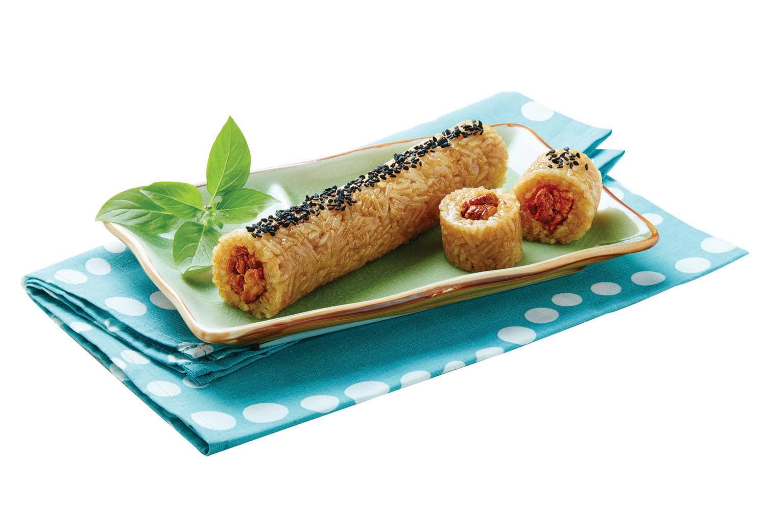 聯夏食品善用熟米飯殺菌技術,做成常溫飯捲外銷香港。(聯夏食品提供)