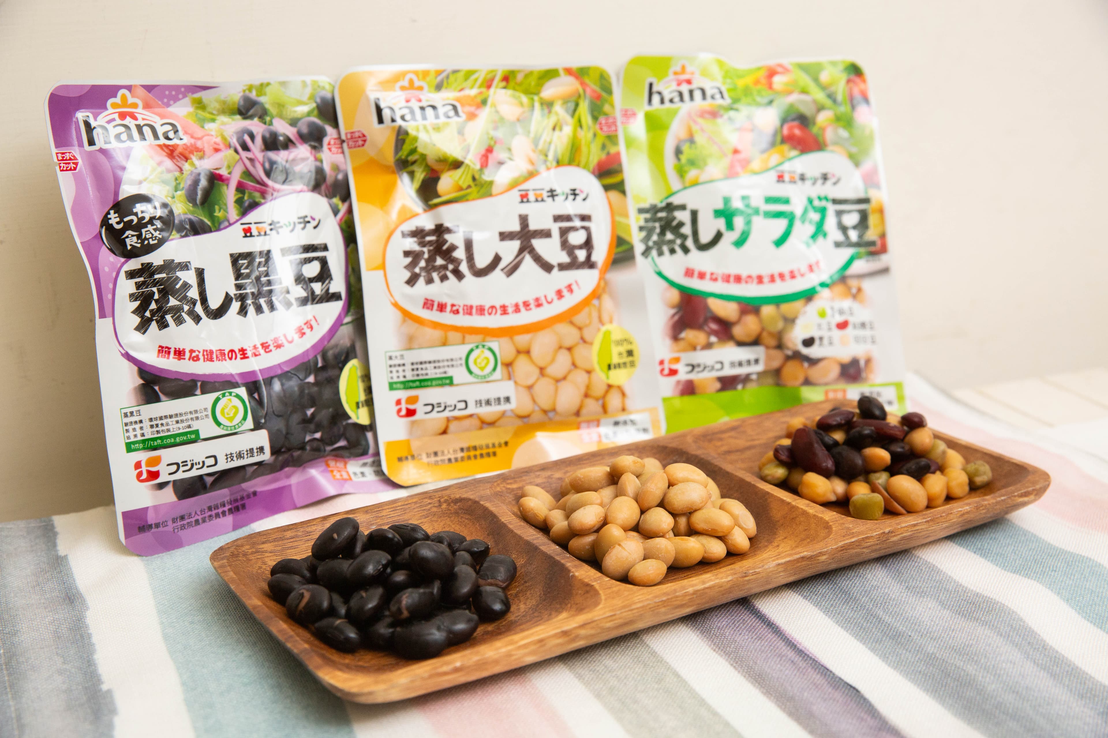 與日本最大惣菜生產商Fujicco技術合作蒸豆產品,是聯夏食品今夏的祕密武器。(65元/包)