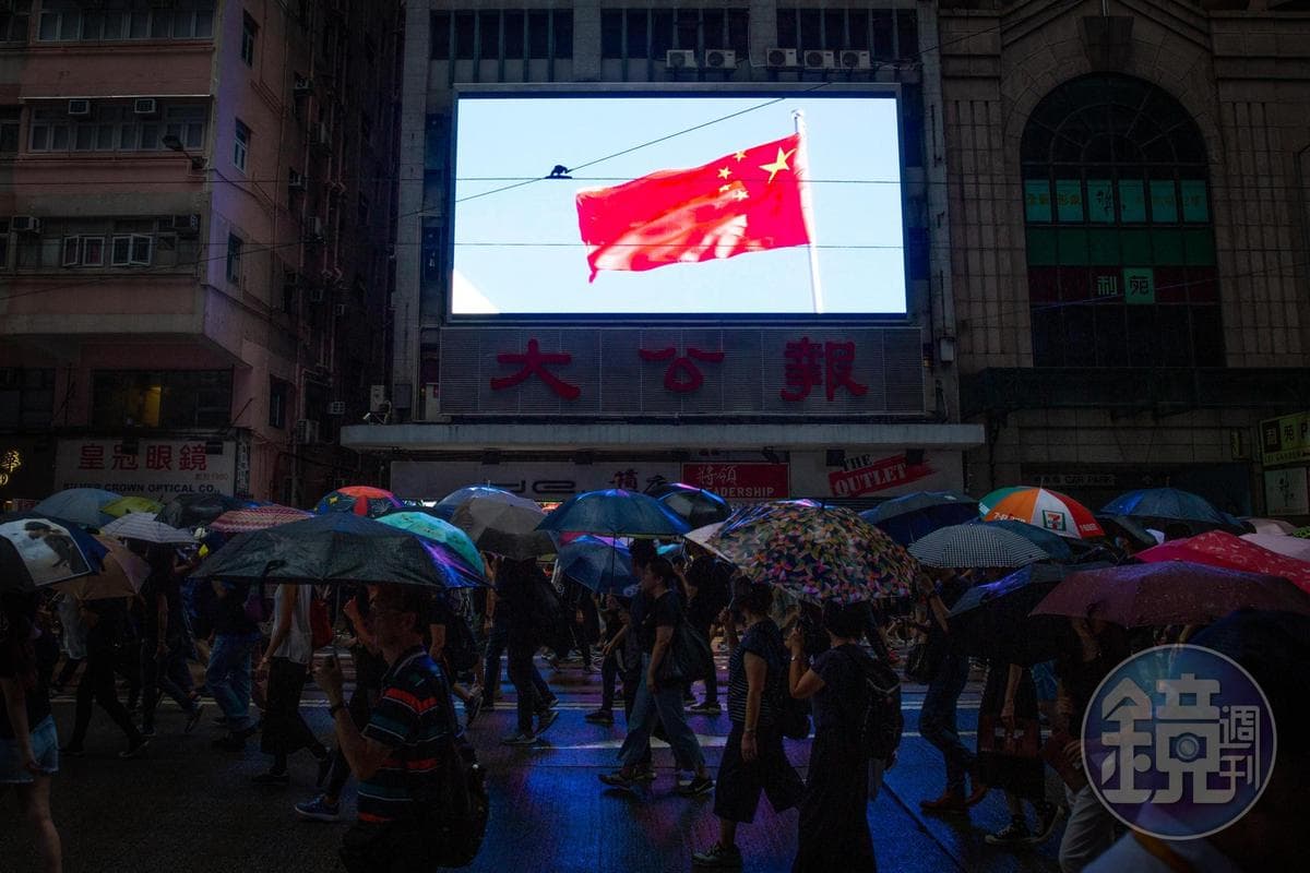 香港反送中示威已延燒兩個多月,中國不僅加強力度打壓,還企圖操縱網軍。