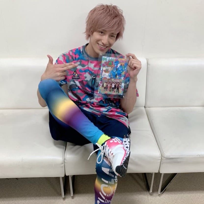 兼近大樹的長相被外界認為在諧星當中算是帥氣。(翻攝自kanechikadaiki IG)