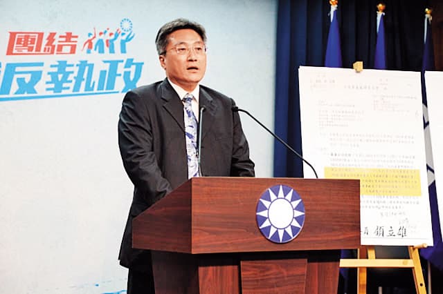 李福軒在藍營內被視為青壯派菁英人物之一,過去多次在媒體上公開發表言論,提醒韓國瑜不要走鐘。(翻攝國民黨官網)