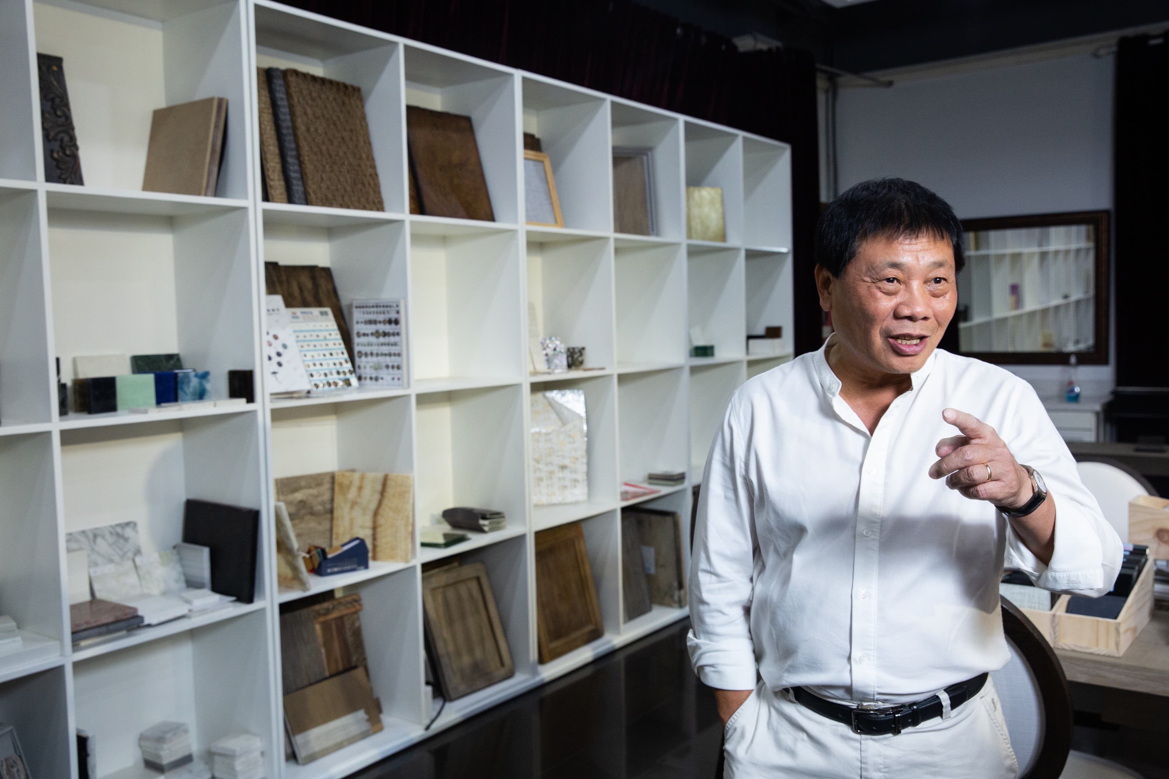 :創業之路經歷三度歸零,羅子文笑著說,人只要不怕死,什麼都不怕了。