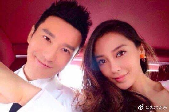 外傳黃曉明與Angelababy兩人早已離婚,不公開的原因都是為了錢。(翻攝自微博)