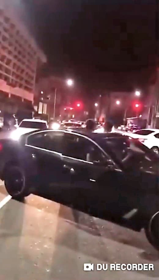 連千毅因在網路嗆聲三重黑道,引發台北、高雄兩地的黑道大亂鬥,引起政府壓制。(翻攝自爆料公社)