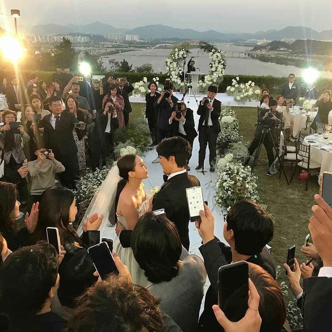 GD姊姊權達美今（11日）嫁給演員金敏俊，舉行只有親友、少數賓客參加的溫馨婚禮。（翻攝自網路）