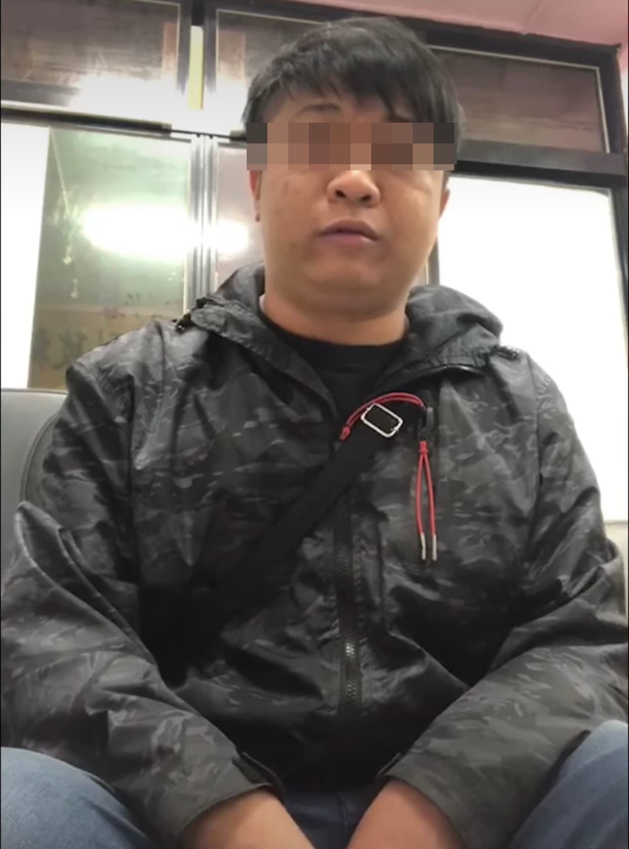 彭男在影片中坦承自己今年虐死4隻貓,稱自己願接受法律制裁,承諾不再犯。(取自臉書)